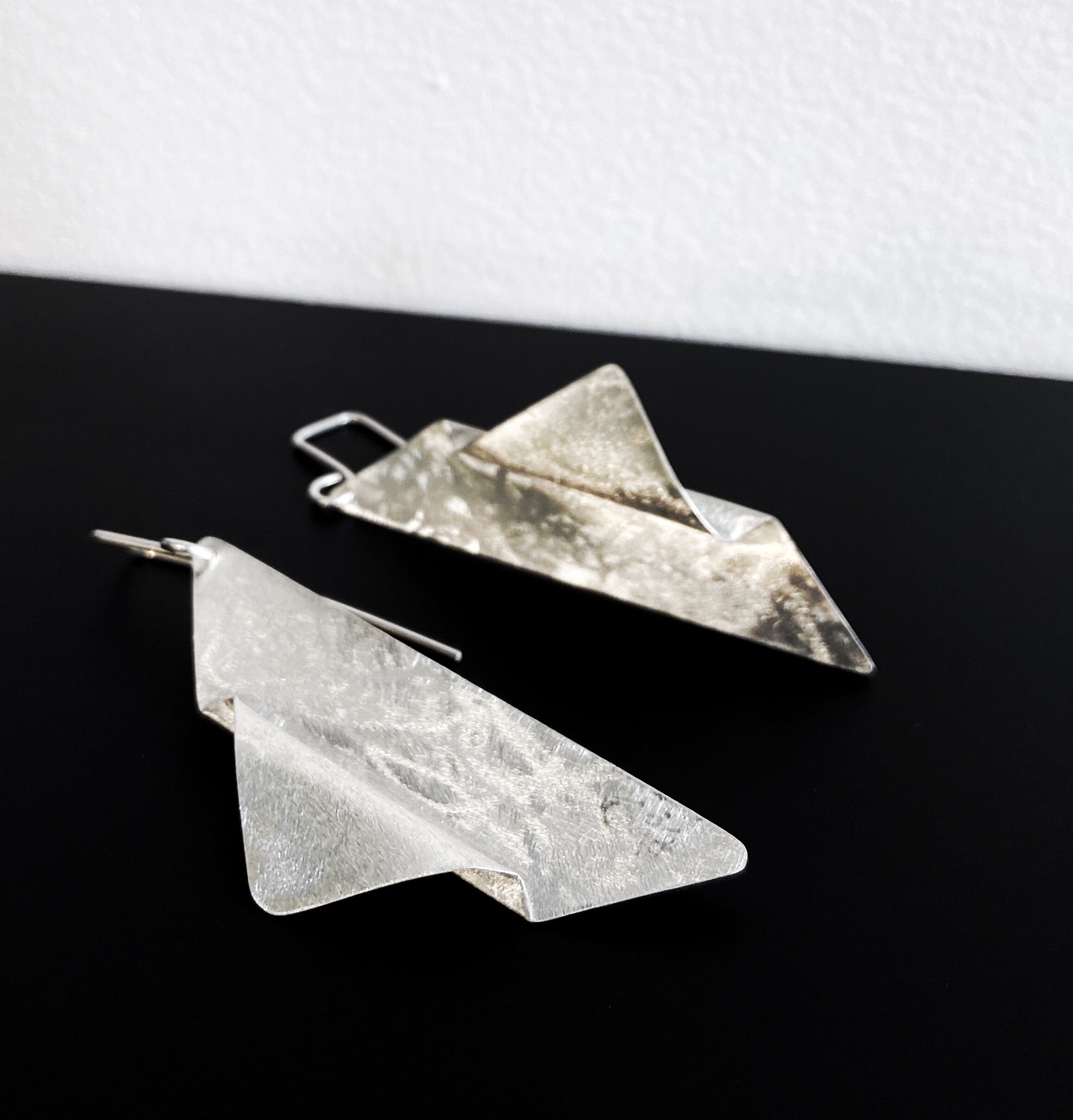 Earrings-3D Triangle line fold1.jpg