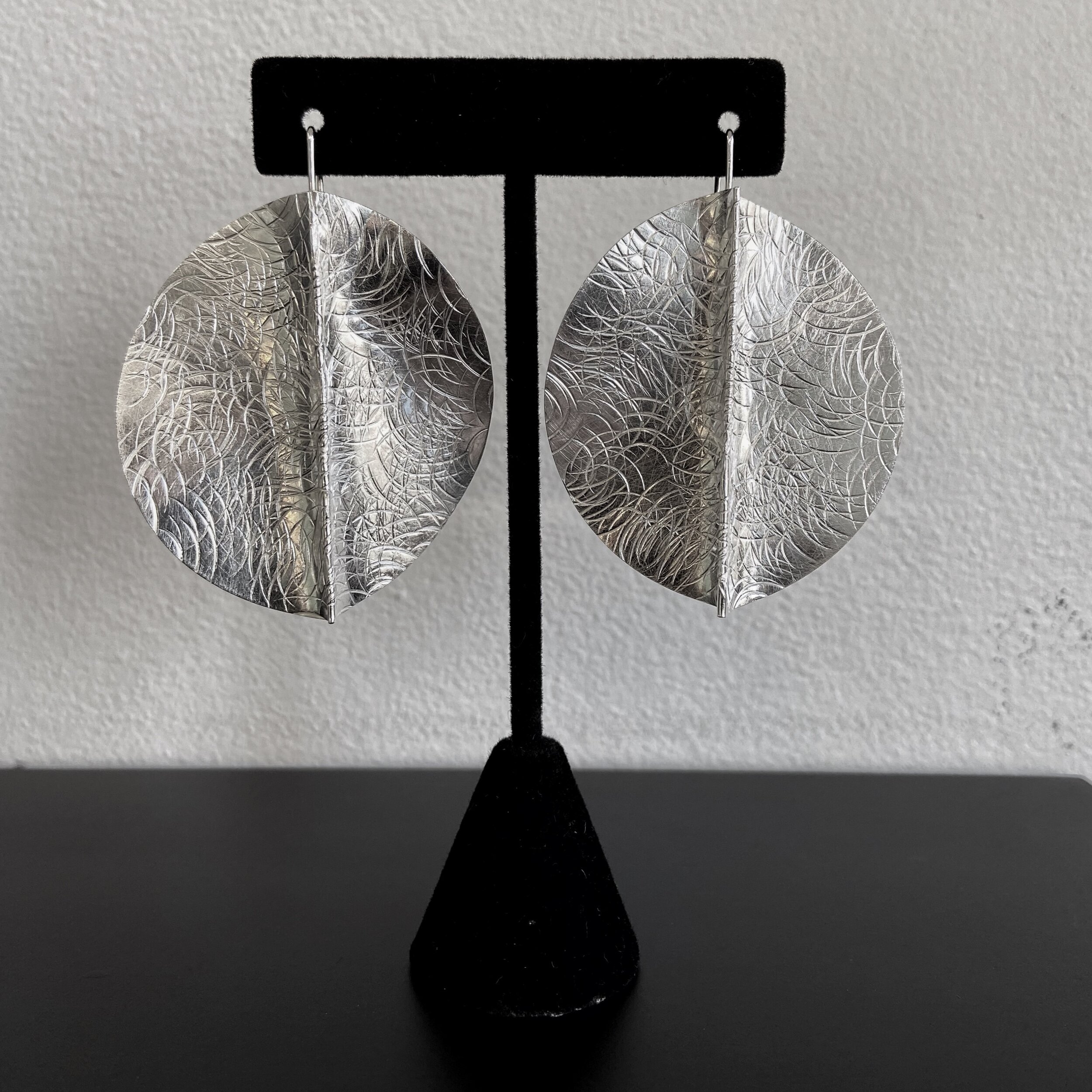 Earrings- Circle fold form hammer arcs 2.jpg