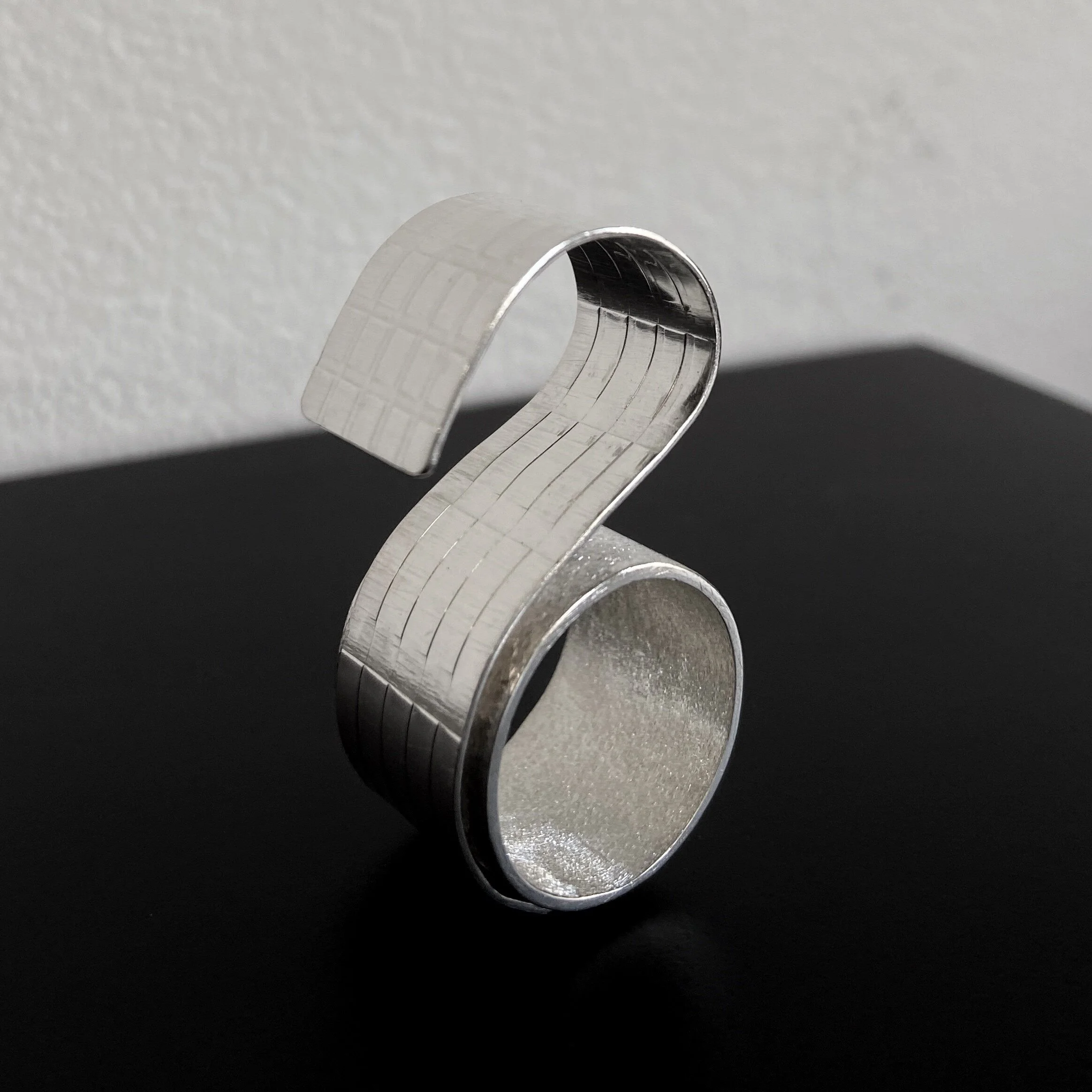 Ring- Skyscraper wave.jpg