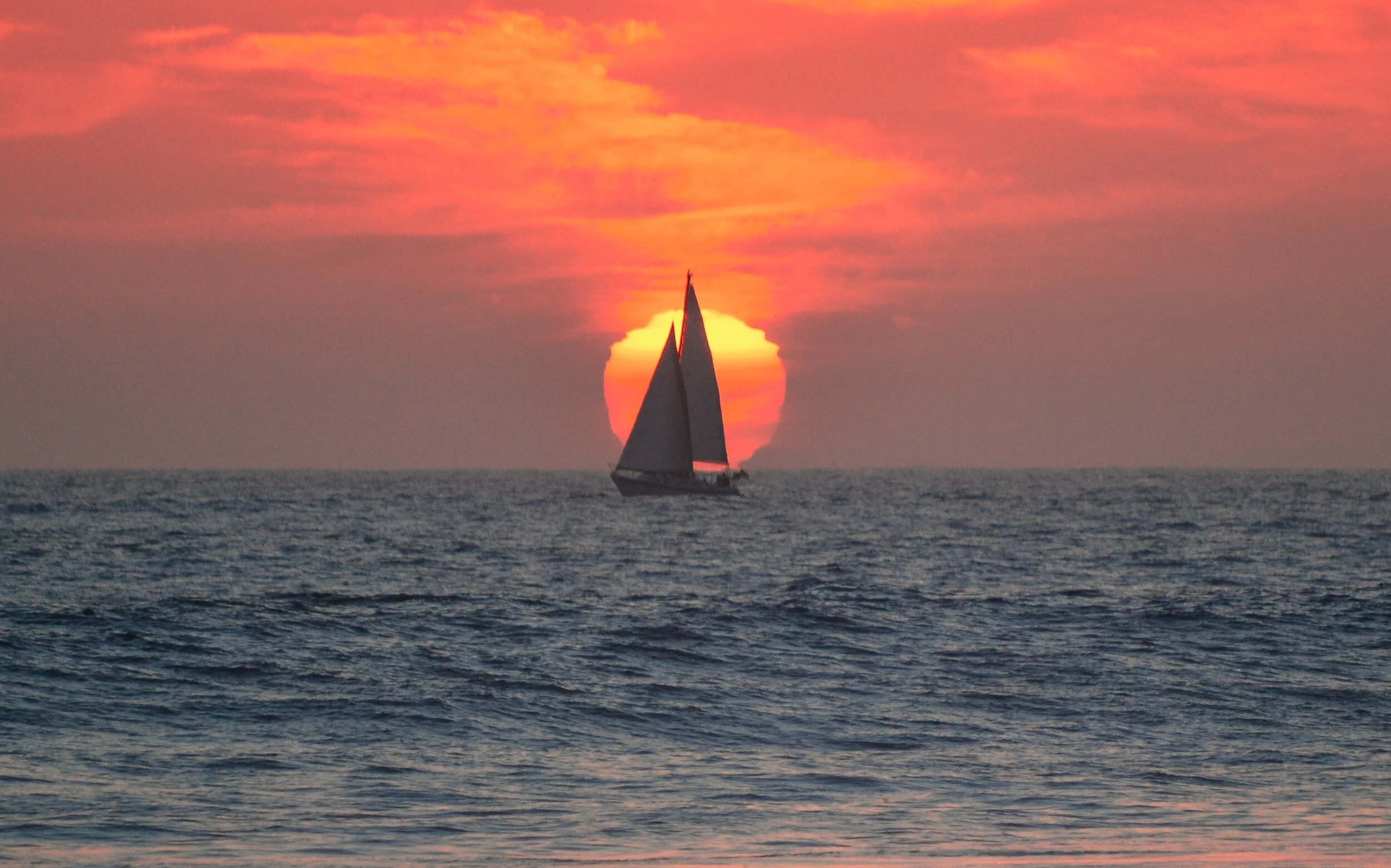 sailsetting.jpg