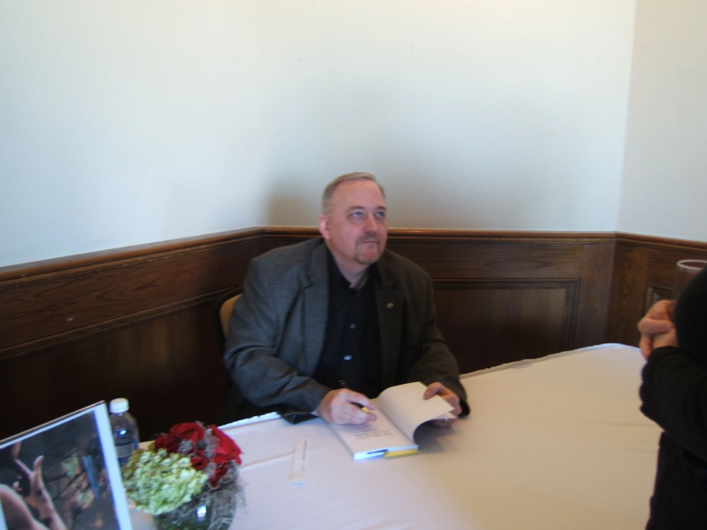 BookSigning2.JPG