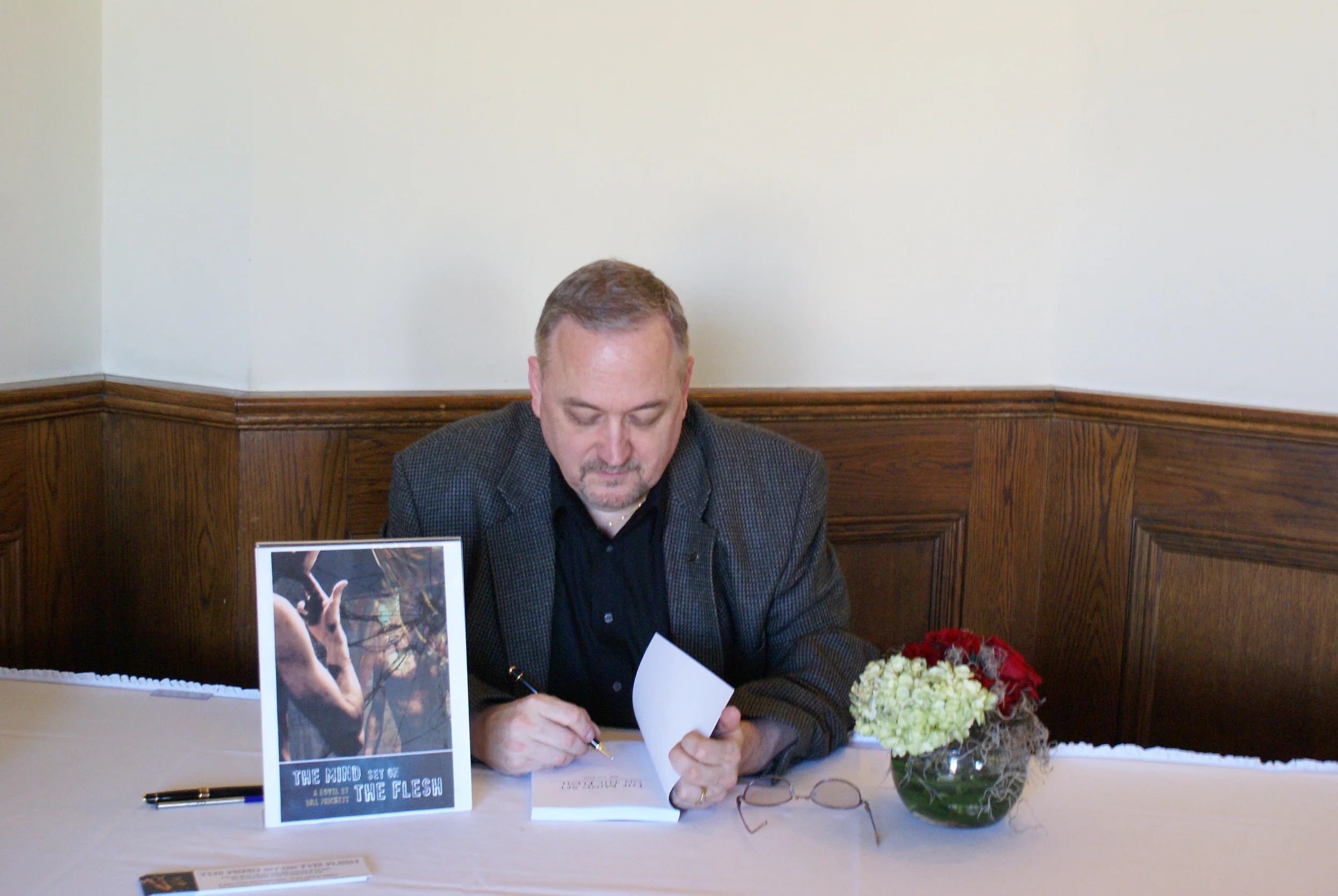 BookSigning5.JPG