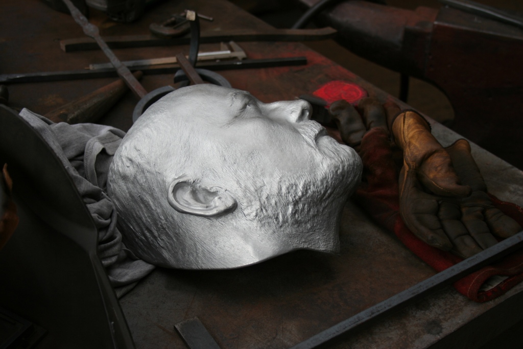 Head of the Amesbury Archer Sculpture - Lucy Quinnell and Adam Boydell worked with brilliant life casting and sculpting team CJ Munn and André Masters to create the head. Model: Neil Lossock