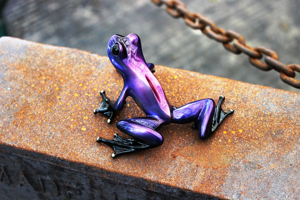 'Allegra' - bronze frog £399 - many more under our PRODUCTS - FROGMAN BRONZES http://www.fireandiron.co.uk/gardensculpture-1/