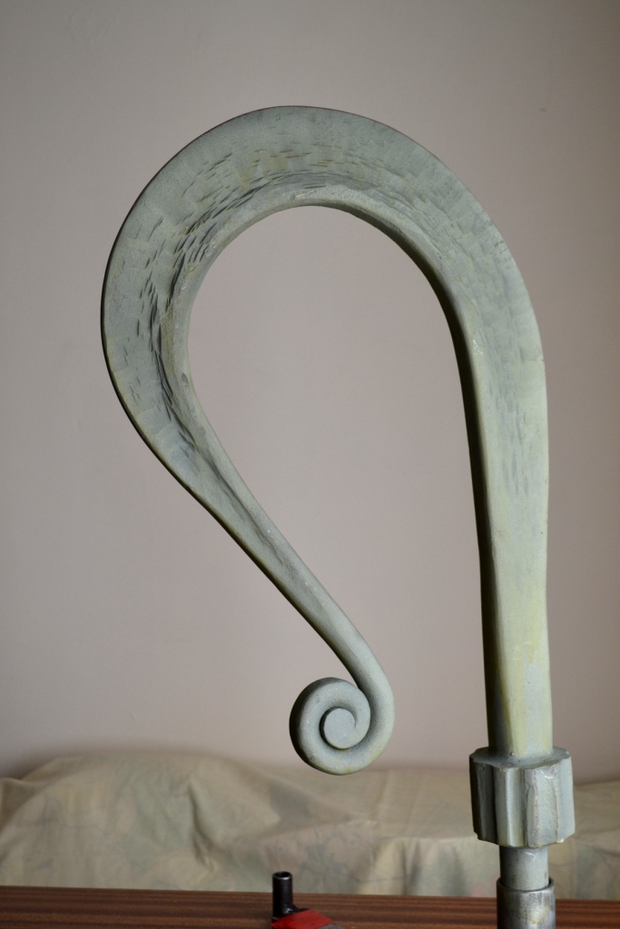 Shepherd's crook rustproofed by zinc flame metallisation and zinc chromate primed prior to gilding