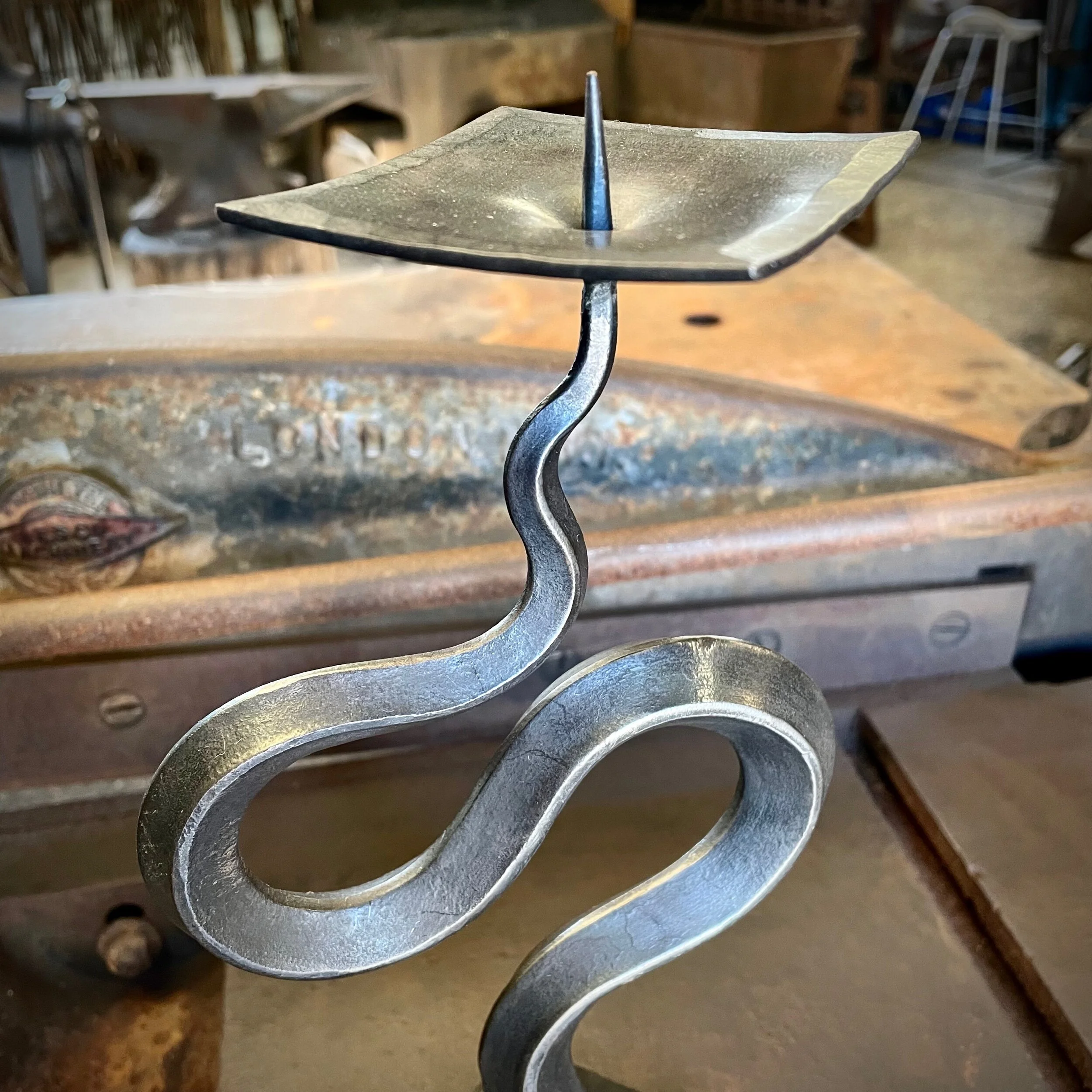 25B43F5C-ACA4-4E4C-9702-55D46DA6E7F5