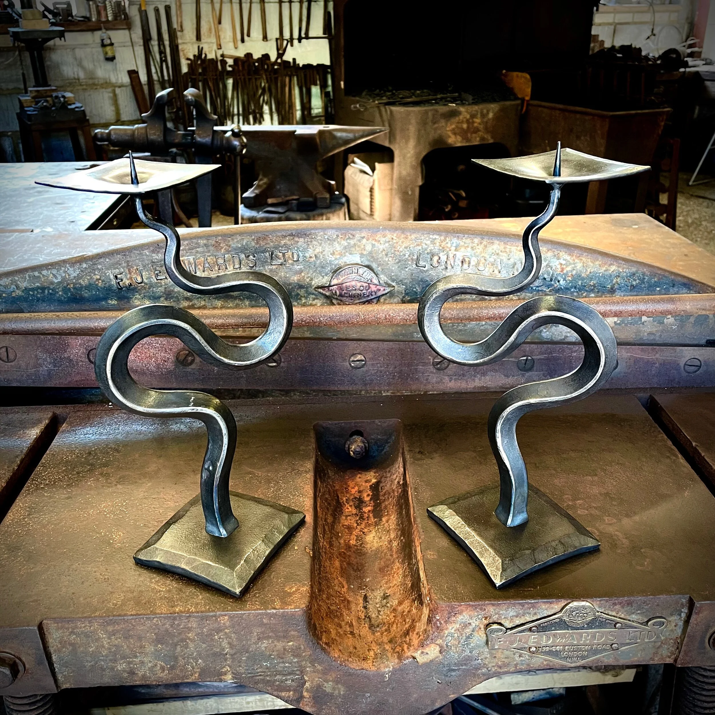 4AA2EB06-0A8A-4898-9698-3A2A8D794820