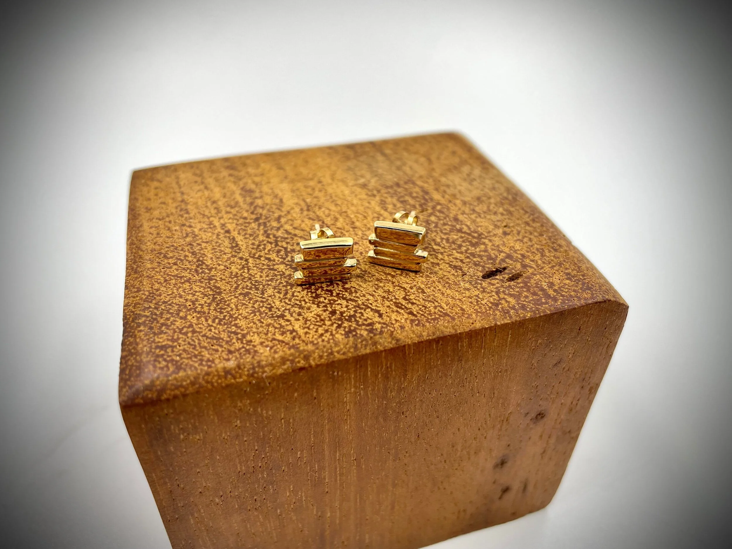 24B4FBA8-8EE6-424B-B1D9-9F773F1BCAE2