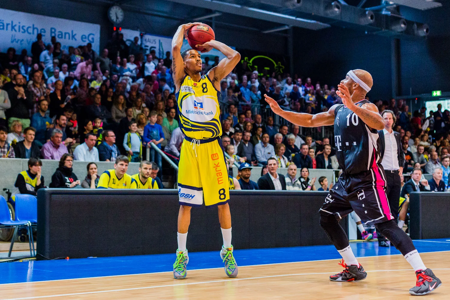 Phoenix Hagen vs. Telekom Baskets Bonn - 16.04.2015, Enervie Are