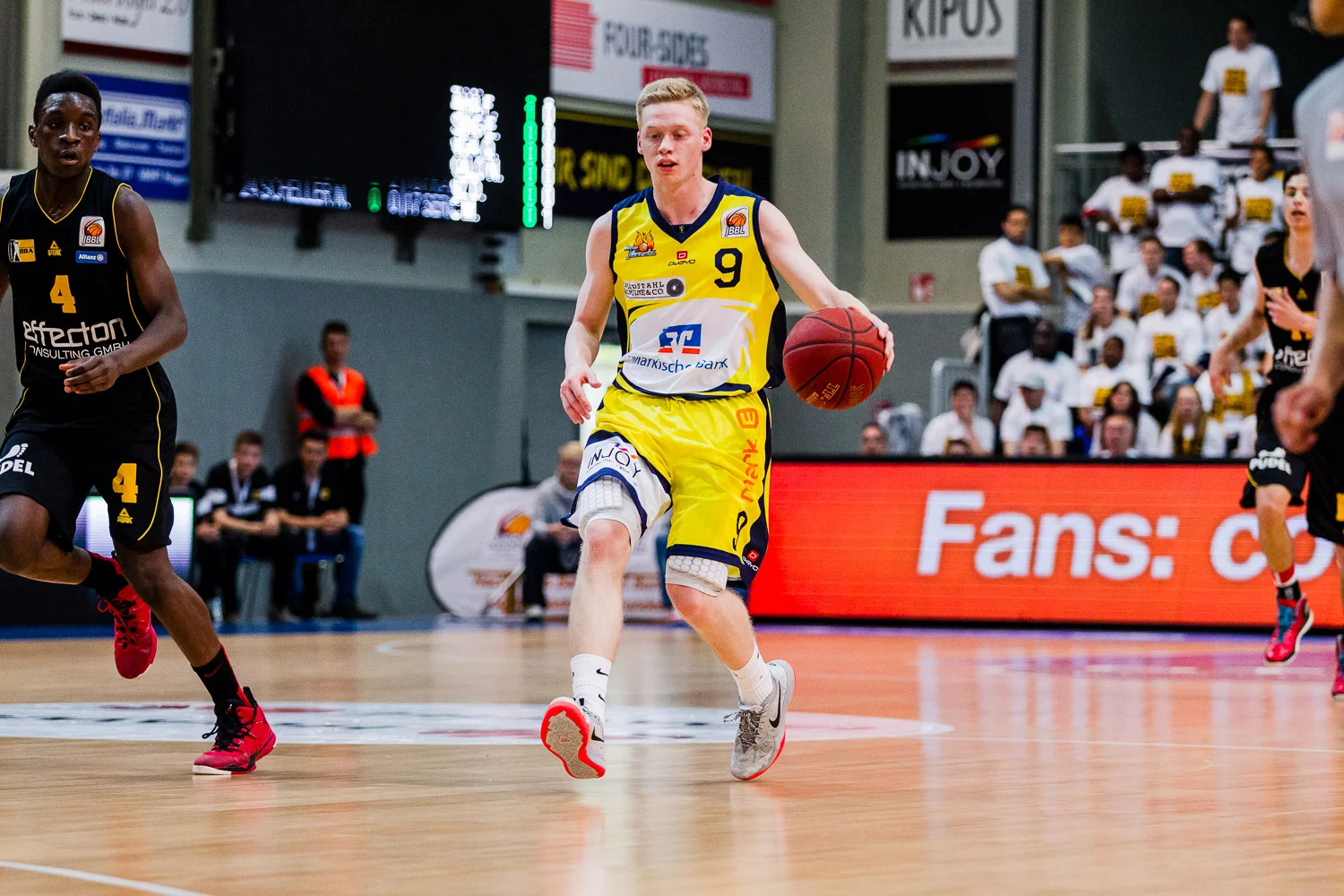 HAGEN, GERMANY - Mai 16, 2015: JBBL TOP4, Phoenix Hagen Youngste