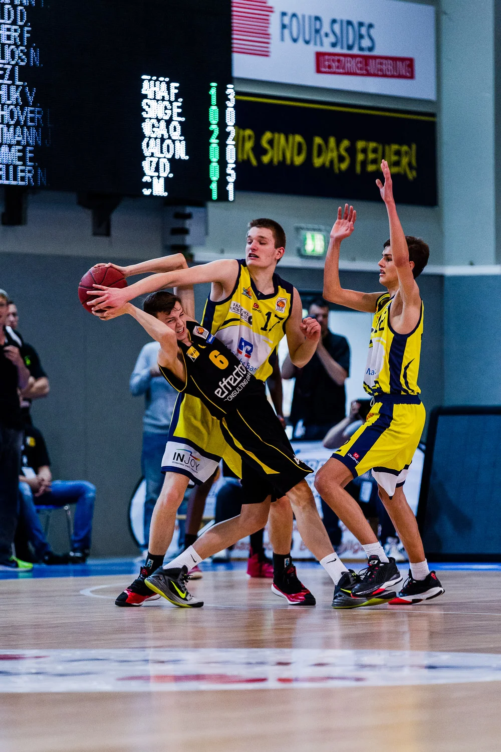 HAGEN, GERMANY - Mai 16, 2015: JBBL TOP4, Phoenix Hagen Youngste