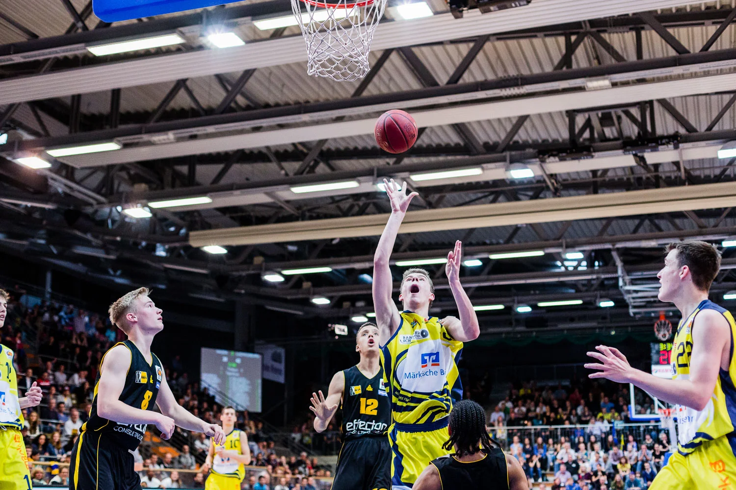 HAGEN, GERMANY - Mai 16, 2015: JBBL TOP4, Phoenix Hagen Youngste