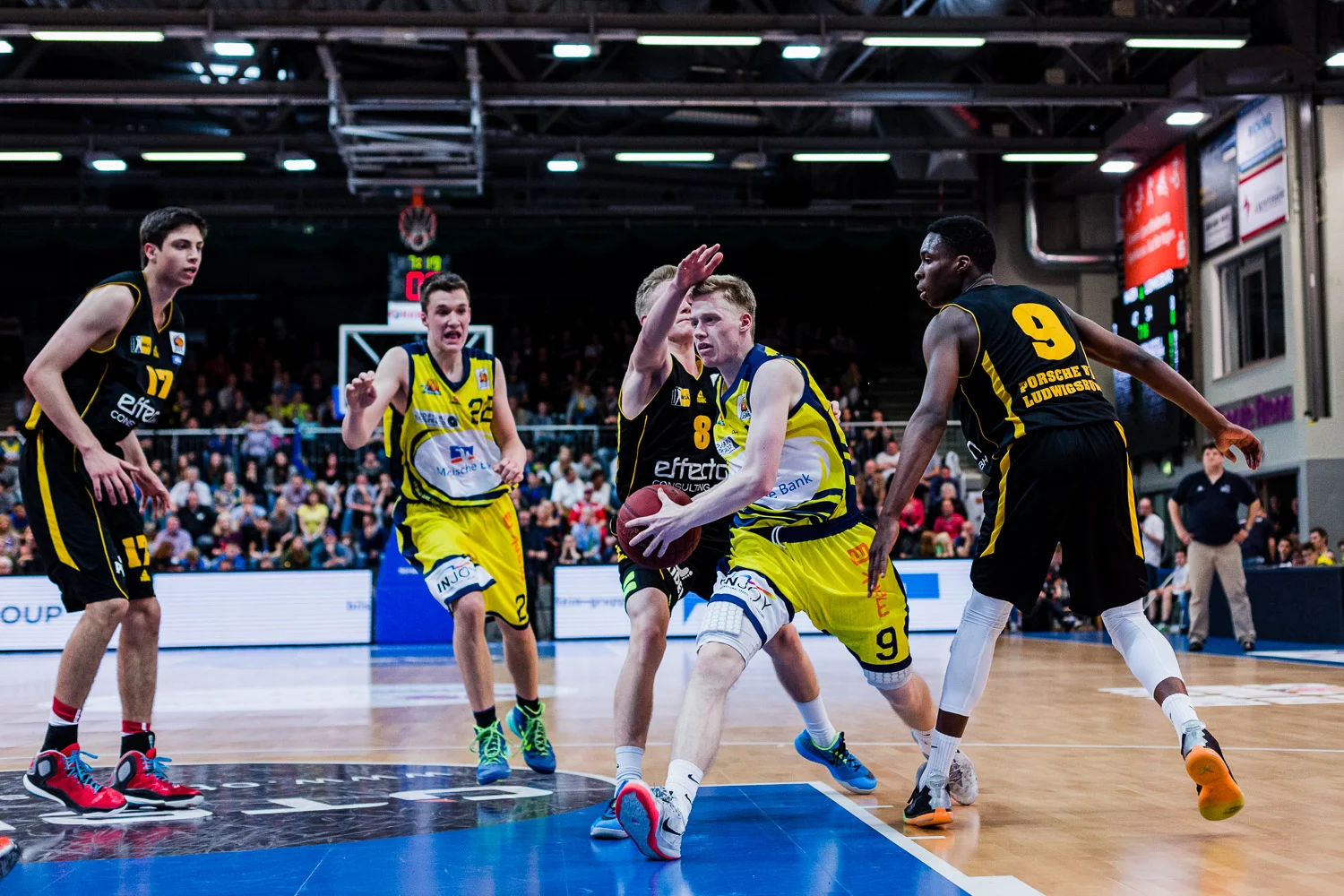HAGEN, GERMANY - Mai 16, 2015: JBBL TOP4, Phoenix Hagen Youngste