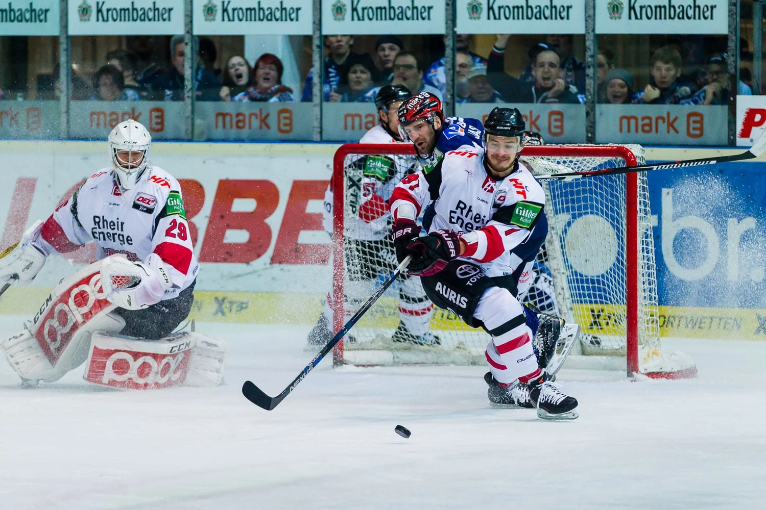 Eishockey - DEL - Iserlohn Roosters - Kölner Haie