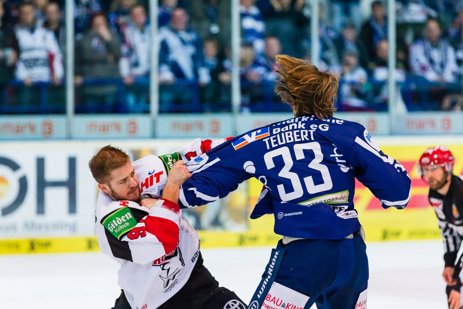 Eishockey - DEL - Iserlohn Roosters - Kölner Haie