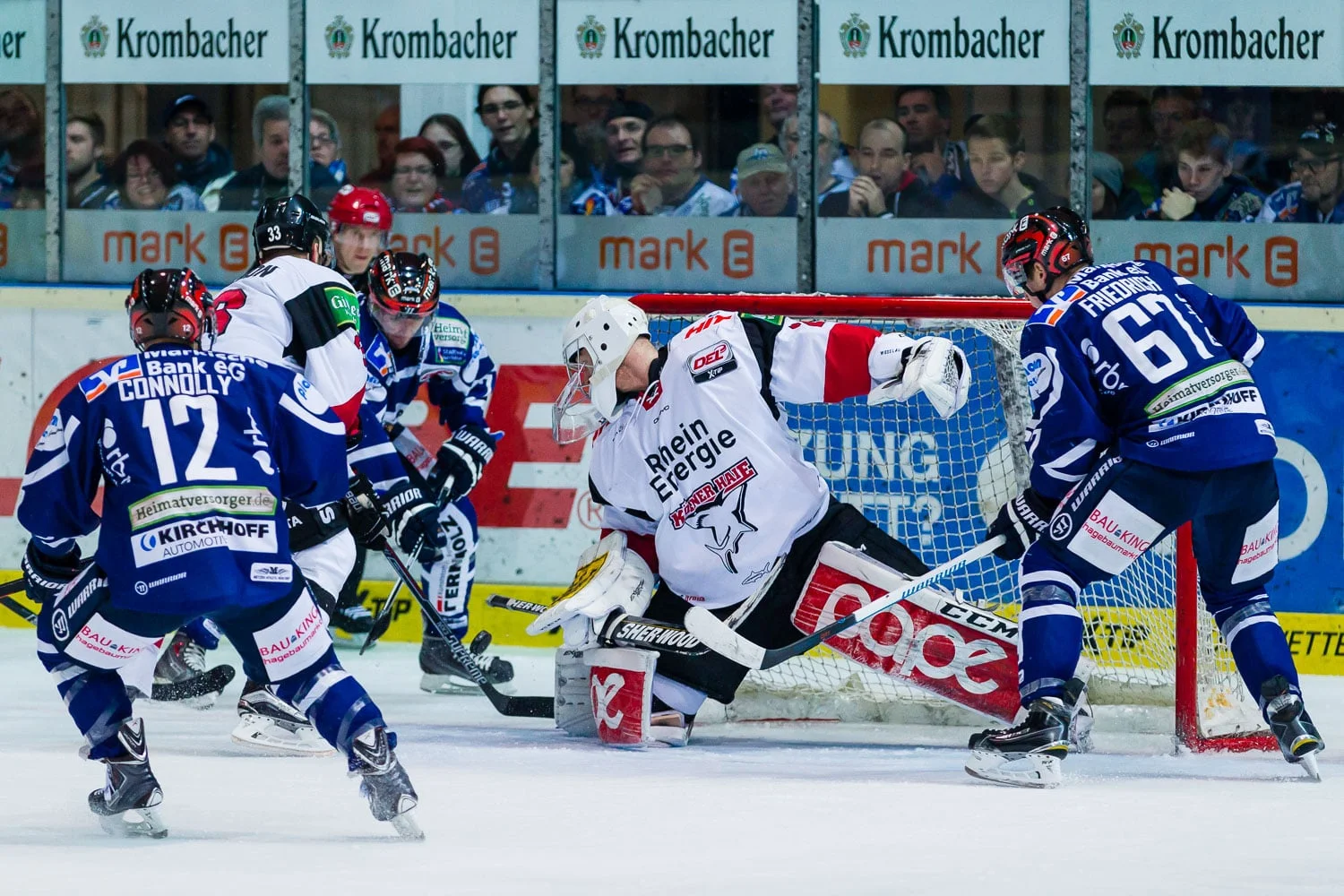 Eishockey - DEL - Iserlohn Roosters - Kölner Haie