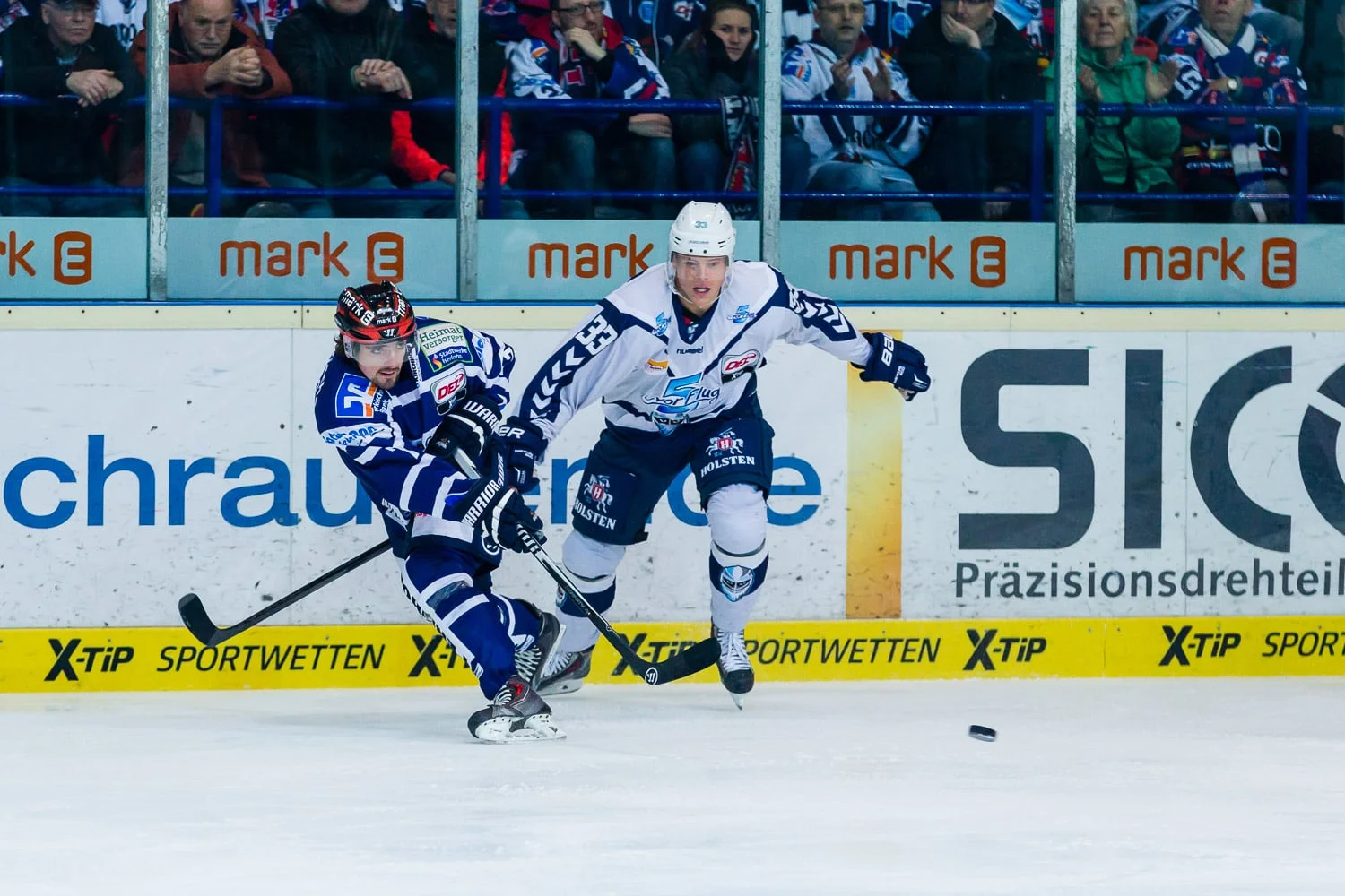 Eishockey - DEL - Iserlohn Roosters - Hamburg Freezers