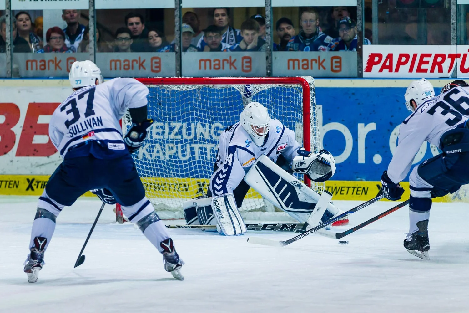 Eishockey - DEL - Iserlohn Roosters - Hamburg Freezers