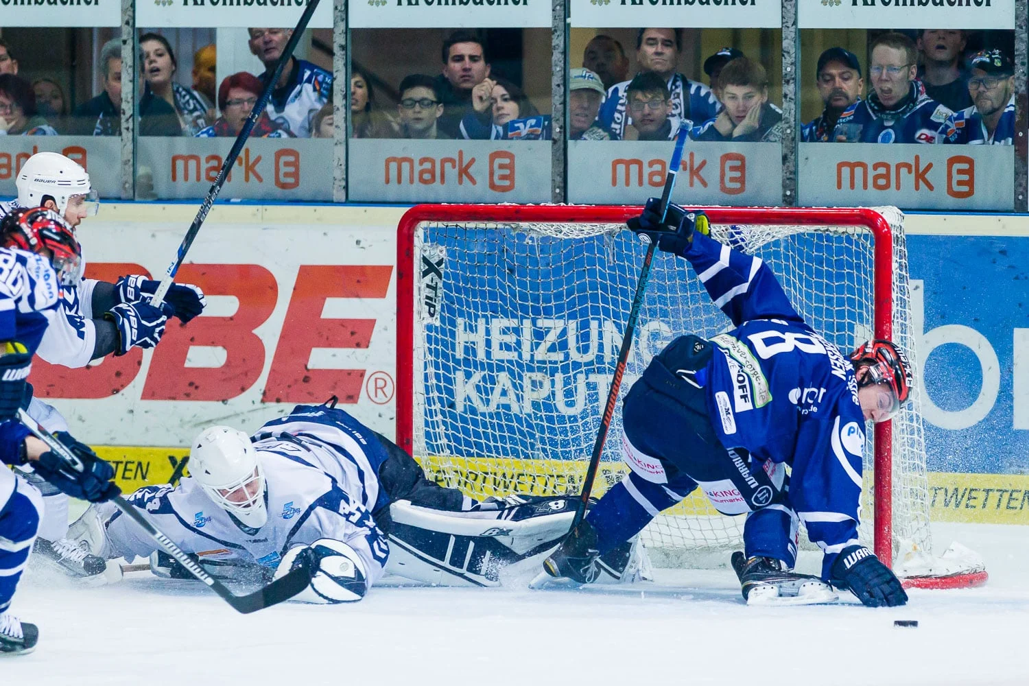 Eishockey - DEL - Iserlohn Roosters - Hamburg Freezers