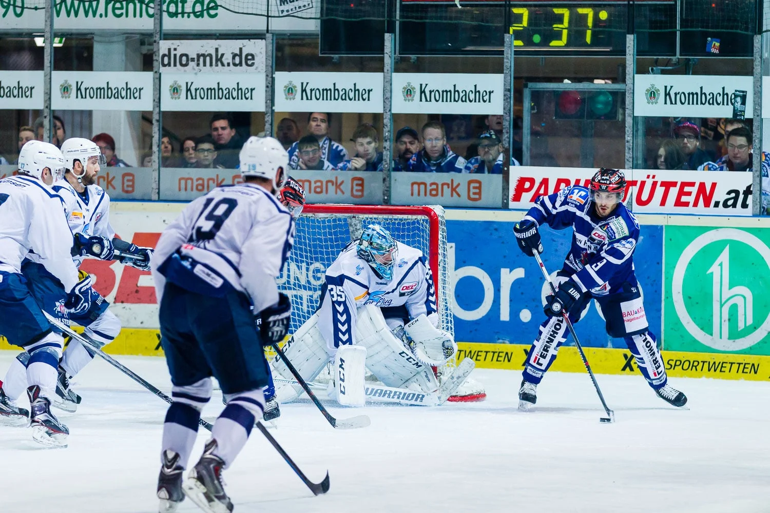 Eishockey - DEL - Iserlohn Roosters - Hamburg Freezers