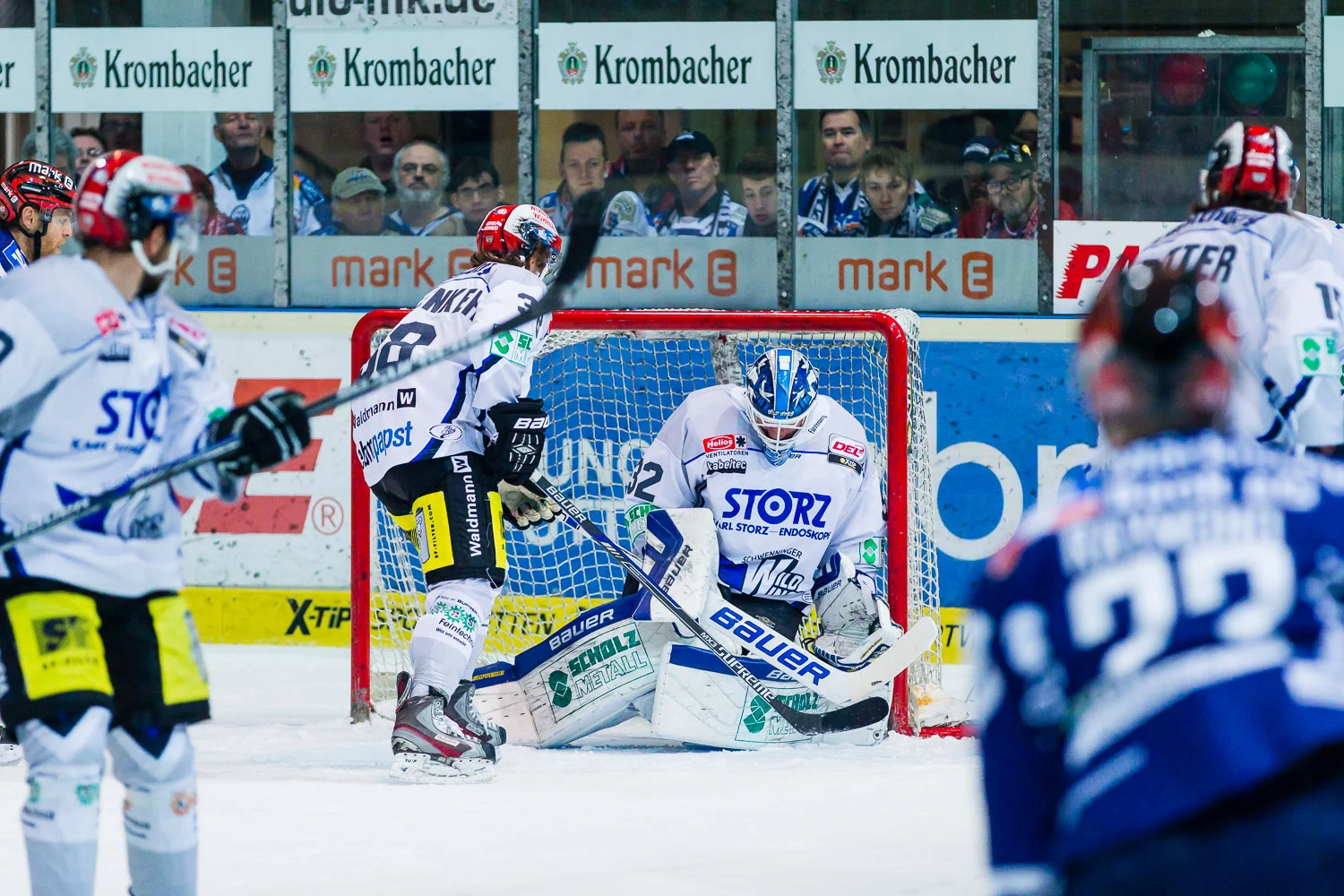 Eishockey - DEL - Iserlohn Roosters - Schwenninger Wild Wings
