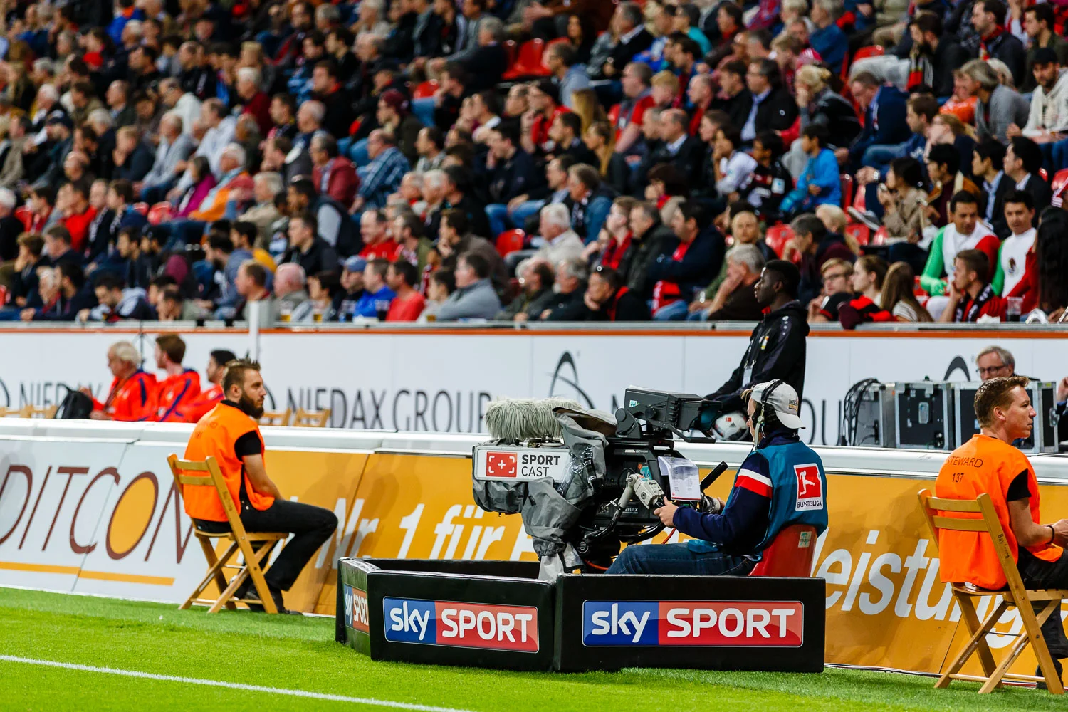 FBL - Leverkusen vs Augsburg, 1. BL