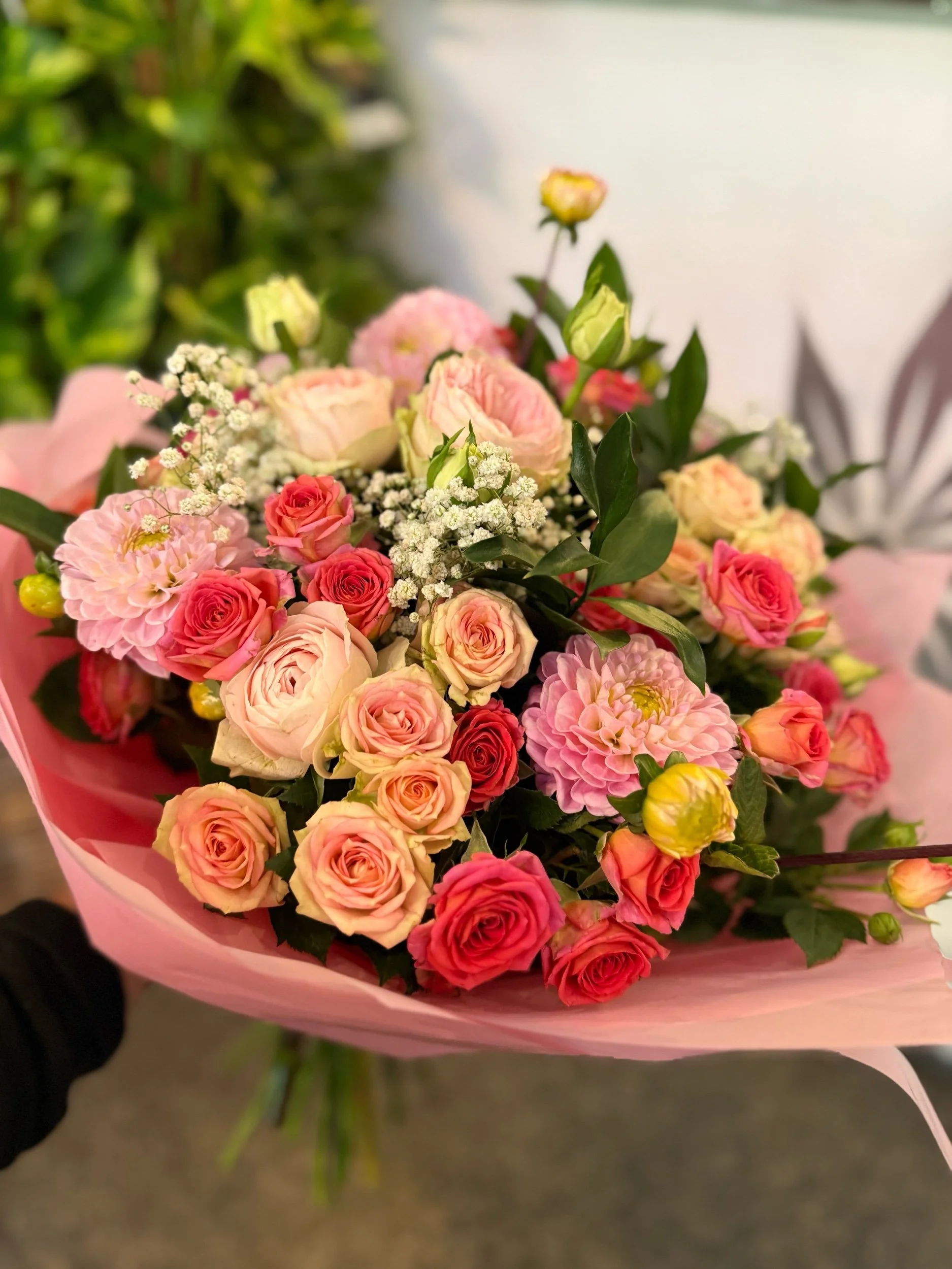 shop birthday flowers