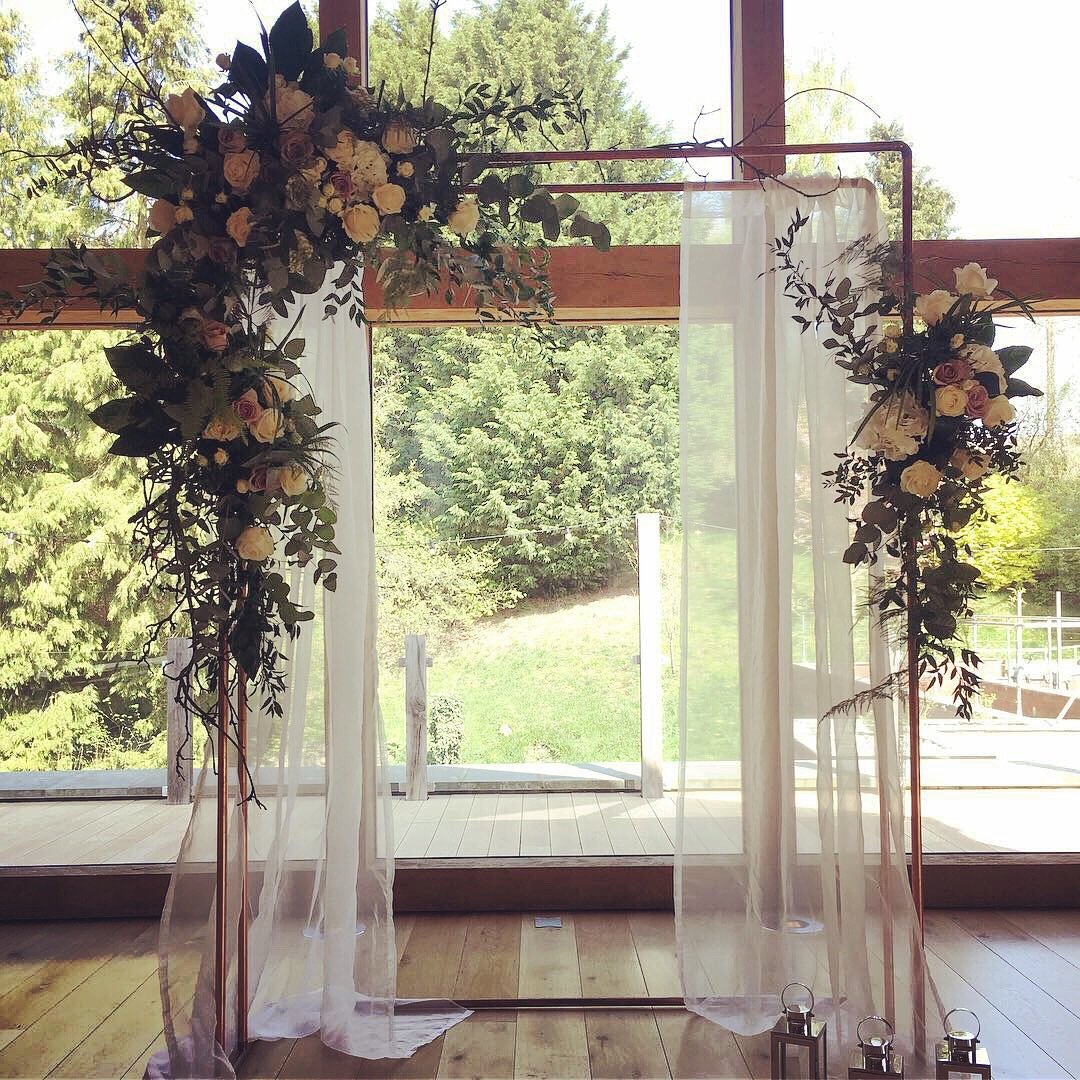 FREE Next Day Flower Delivery Wolverhampton Independent Family Run