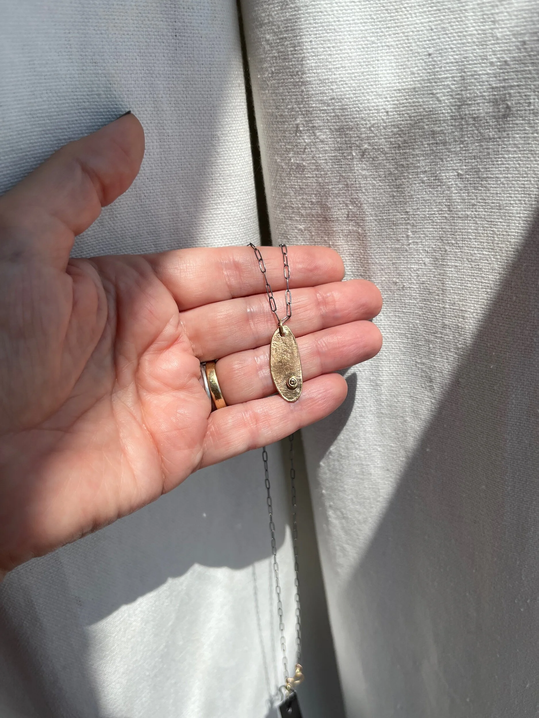 05AFC8A2-FC69-49A2-A9B6-C980358D783E