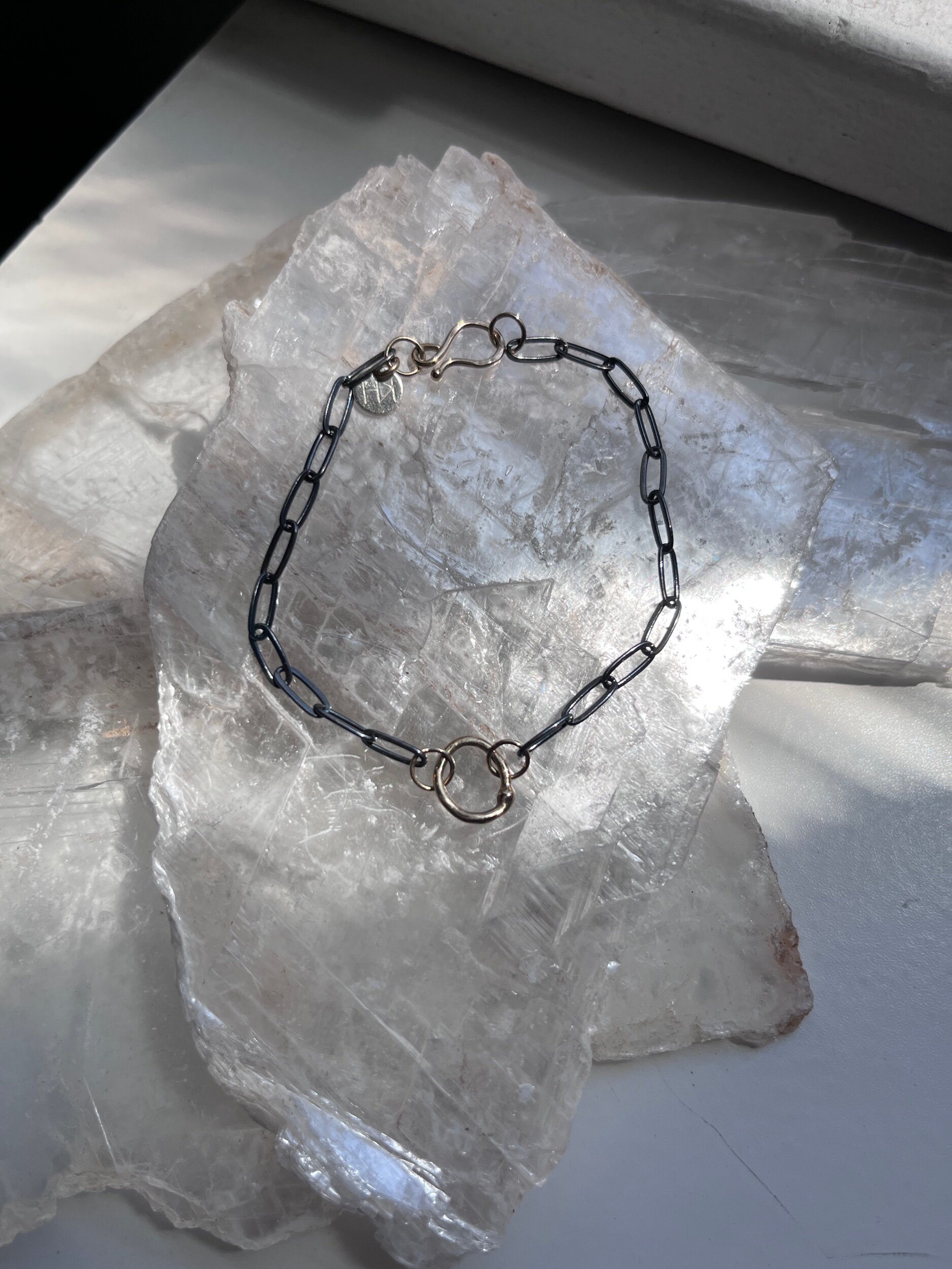 46463C81-4BE3-41AE-AA0D-414C2F3AF8F1