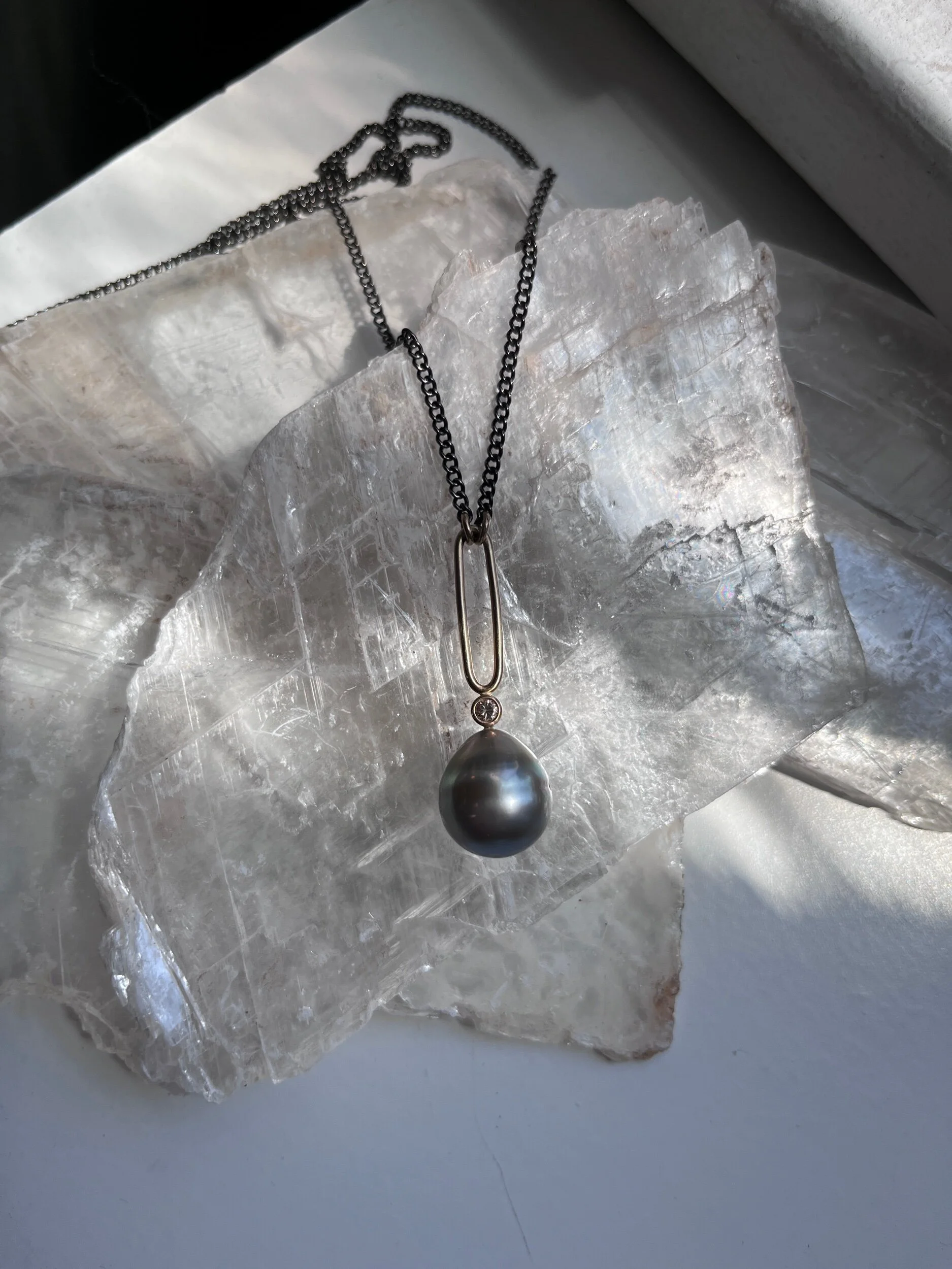 FDB79428-8726-4028-B57A-89C03E92E534