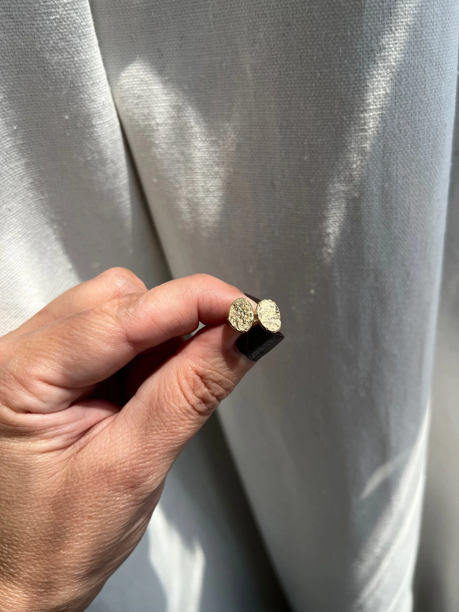 B6B42C82-5EBE-4199-8261-F12F92900A42