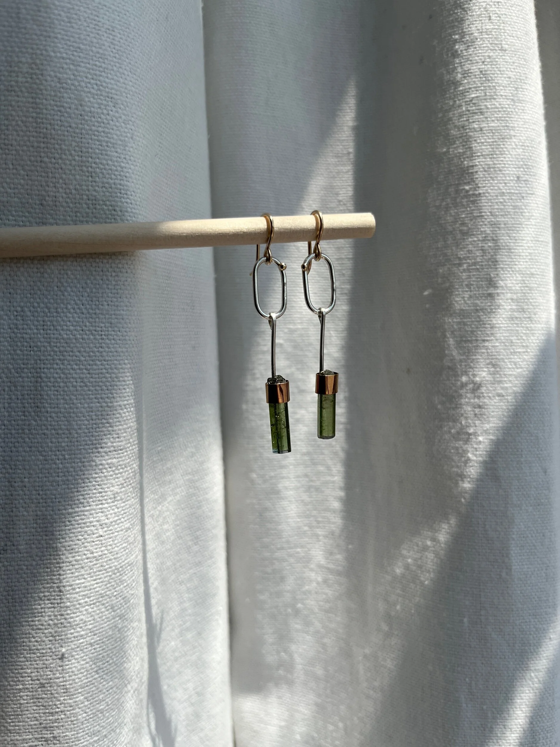 EB9EB585-5864-427C-8D79-03587025F7E9