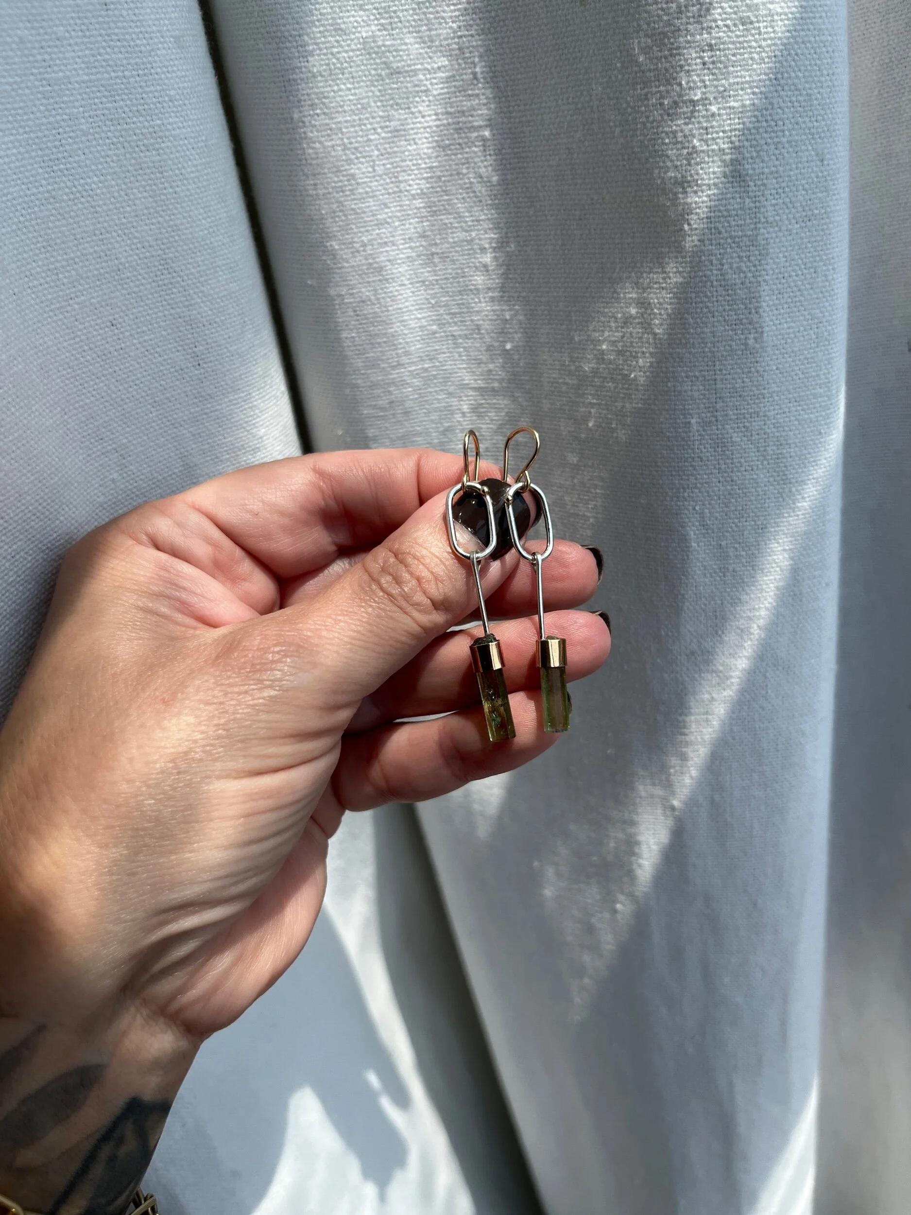 656EDF1C-CB1C-4839-AC76-E00AF97C4885