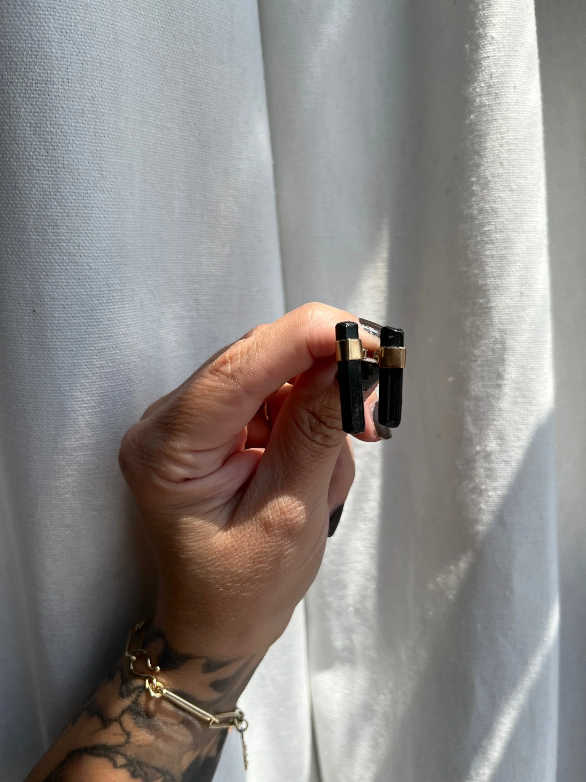 BCA57305-65EF-4EAA-835F-1BAB672F407B