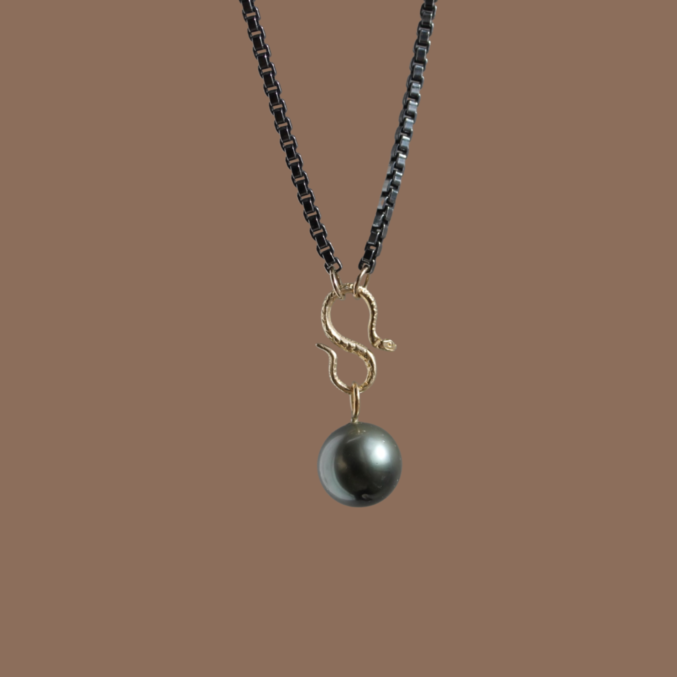 81E1ABA2-12B9-4ABE-99D1-4D8C5BCBEAB3