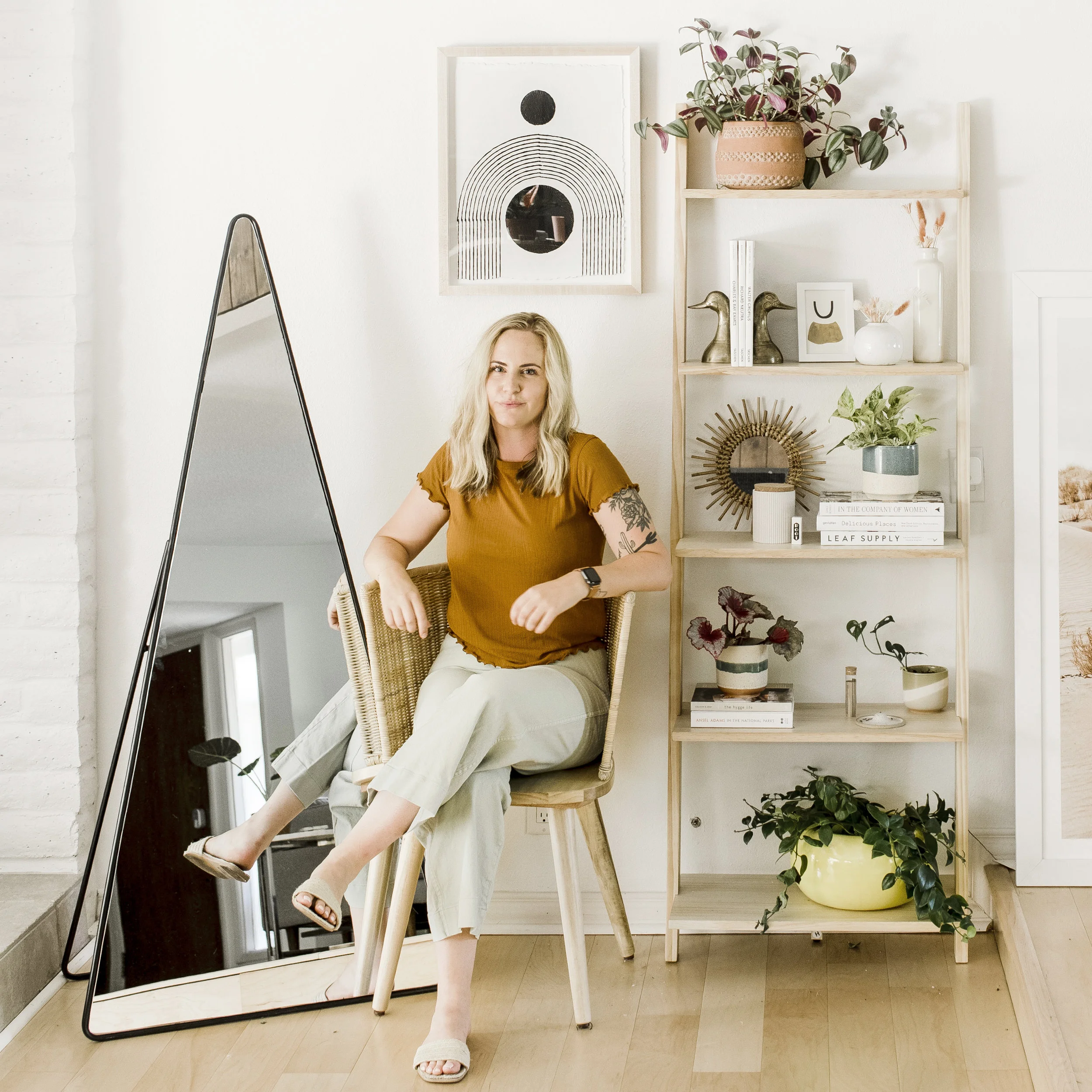 How to Style Shelves