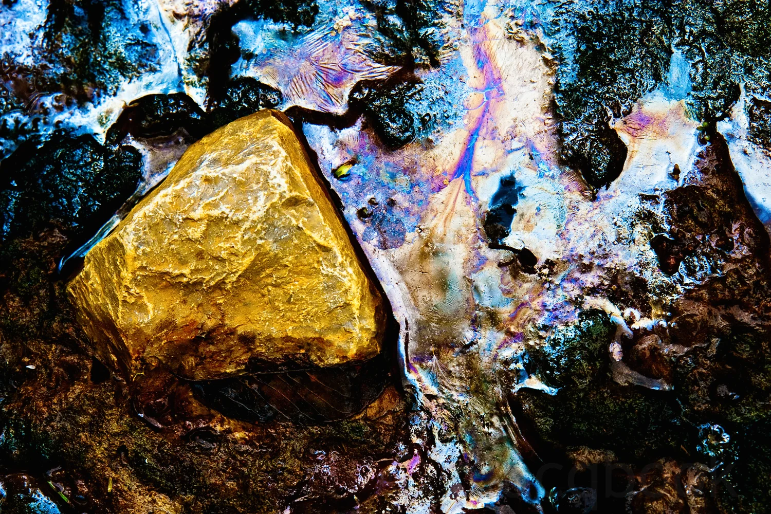abstract nature still water