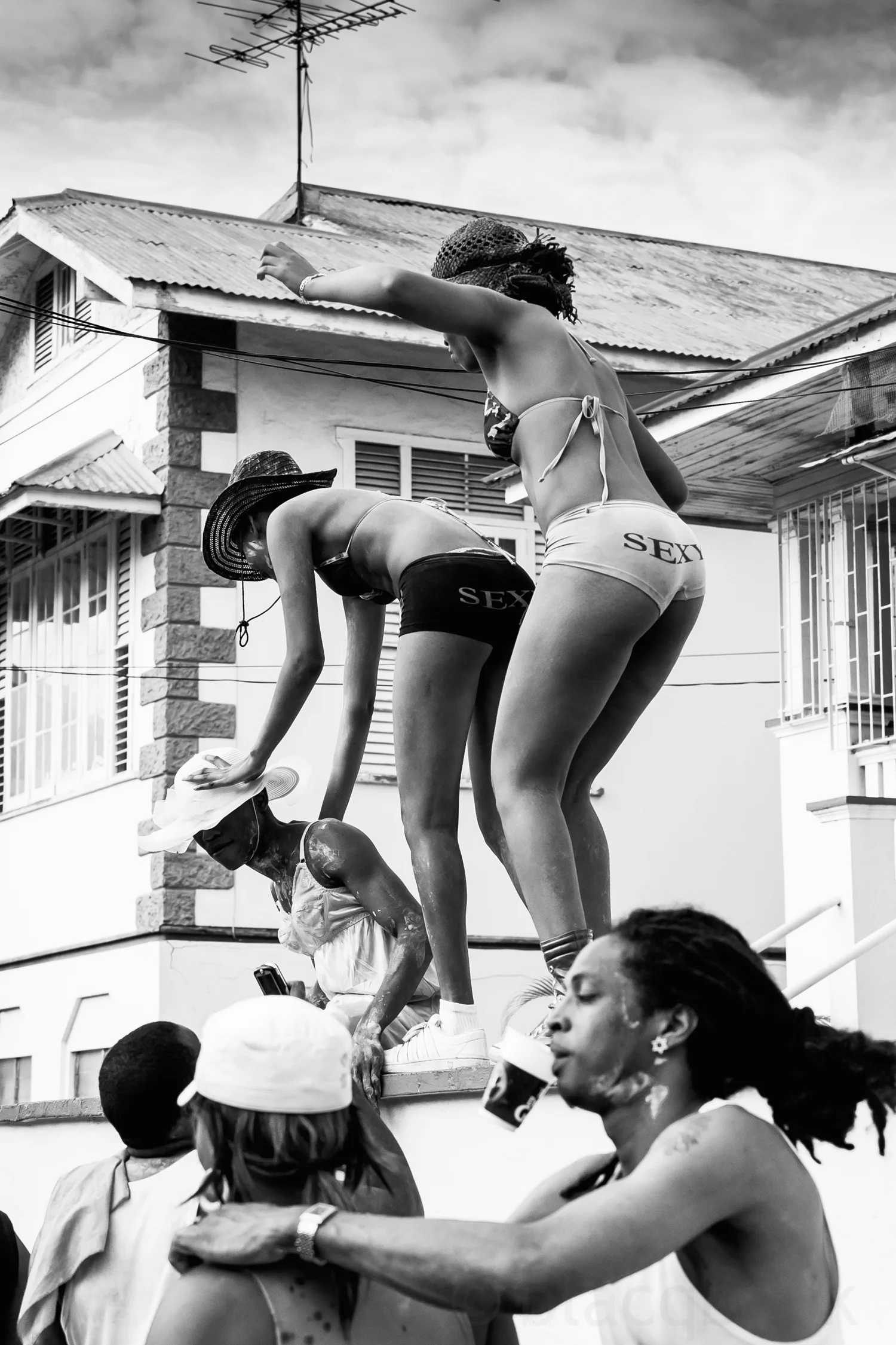 carnival sexy group