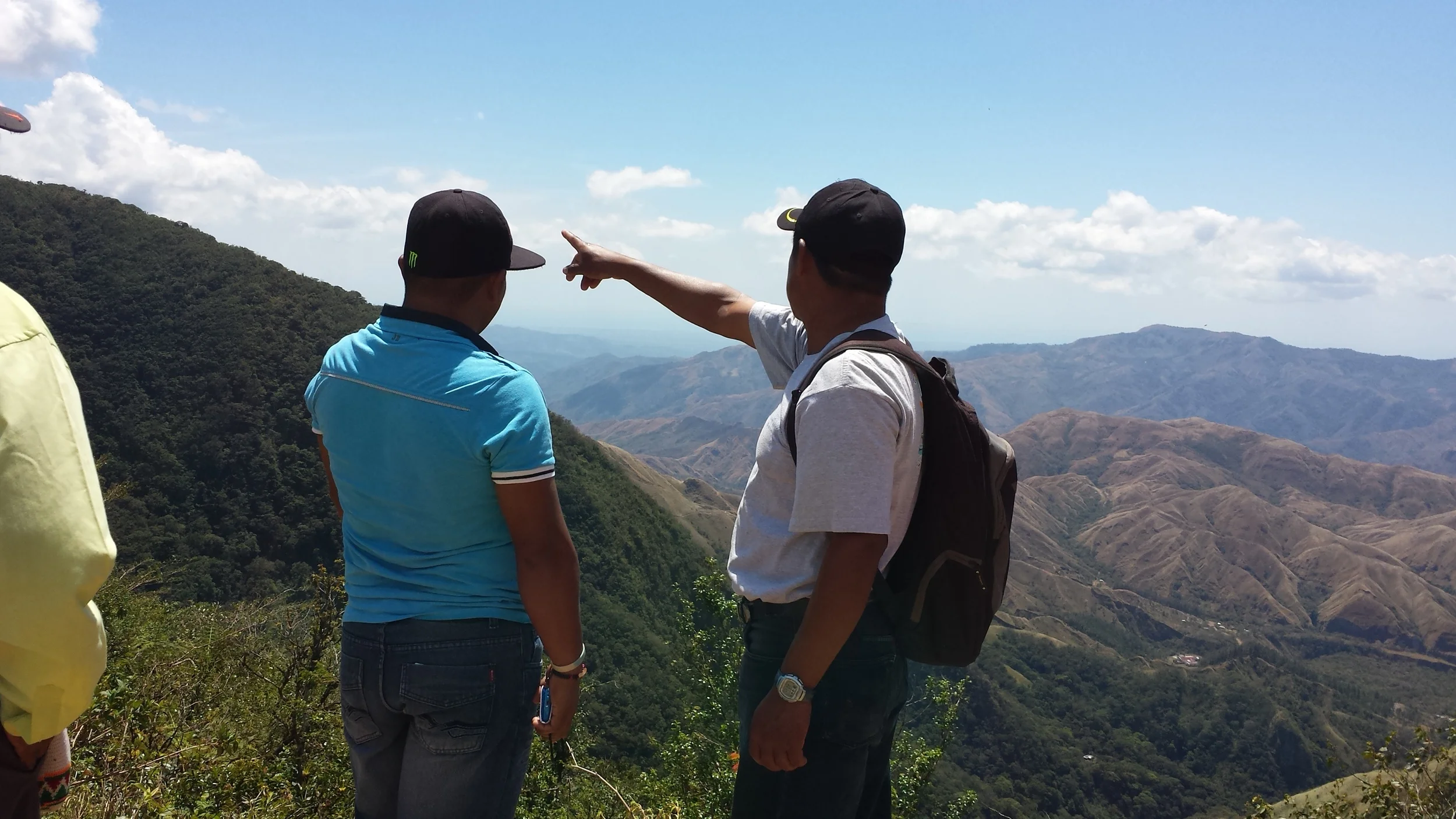 Unidos por la Comarca - Planting seeds for the future of Few for Change