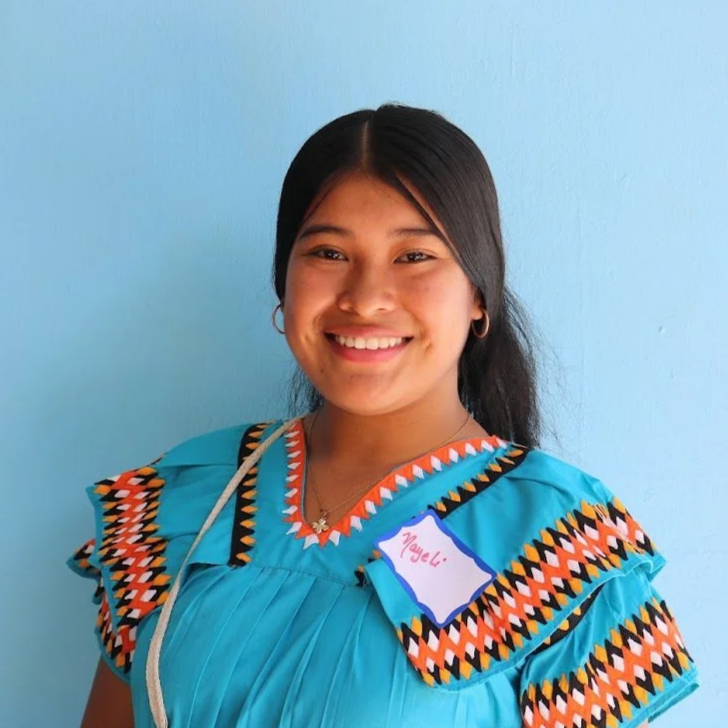 Nayeli.png