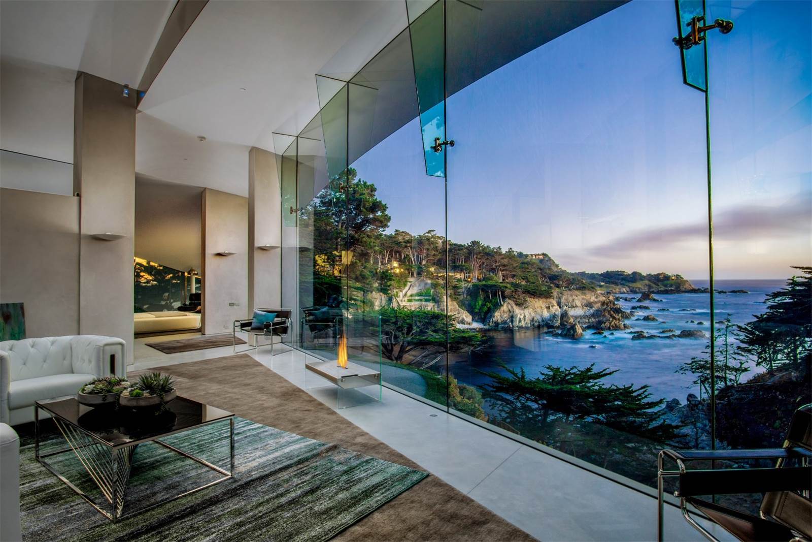 3 bedrooms | 3.5 baths | 2,667 square feet | .65 acre | $11,900,000