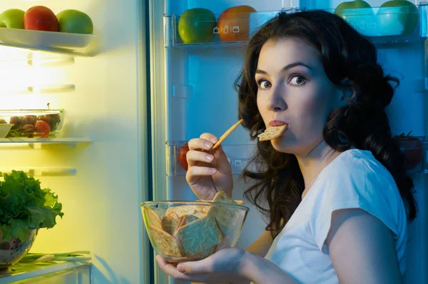Will Eating at Night Really Make You Gain Weight?