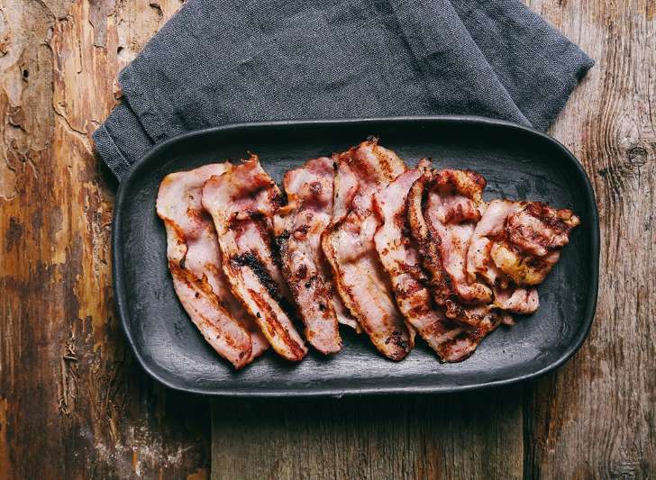 "30 Foods You Should Never Eat After Age 30" Review