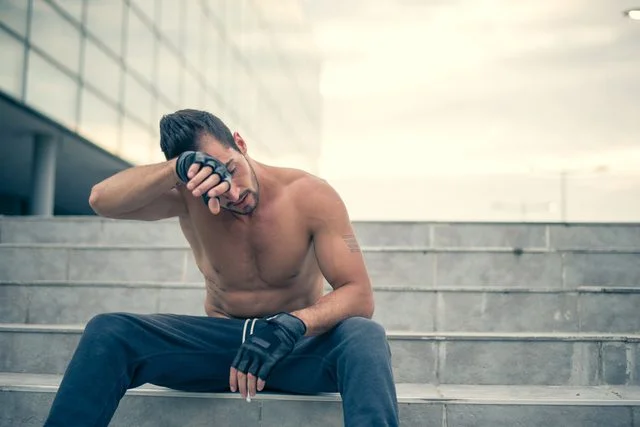 "4 Weird Ways Your Body Warns You Something Is Wrong" Review