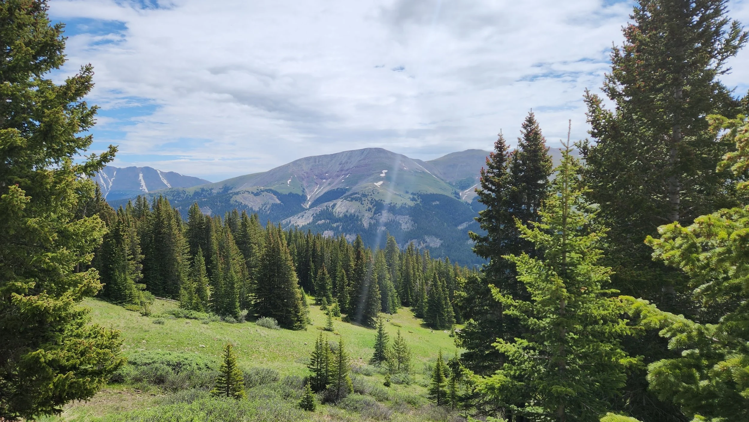 Quandary Peak Trail: A Complete Guide to Hiking This Iconic Colorado 14er