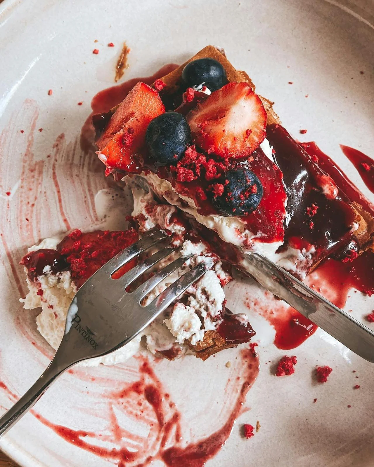 9 Reasons You Can't Kick Unhealthy Eating Habits and Quick Fixes to Overcome Them