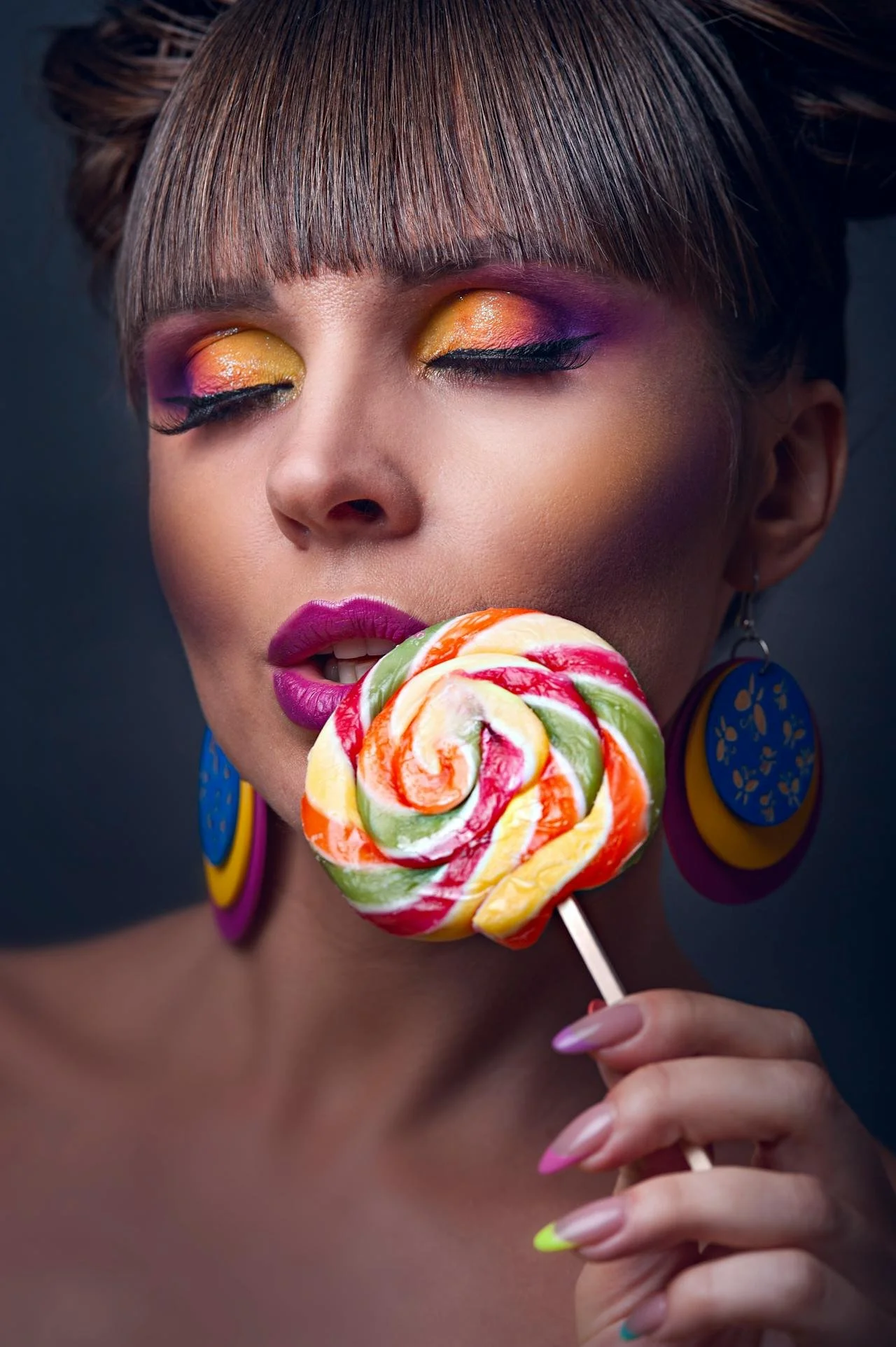 The Big Weight Loss Challenge: Balancing Healthy Eating and Treats Without Sacrifice