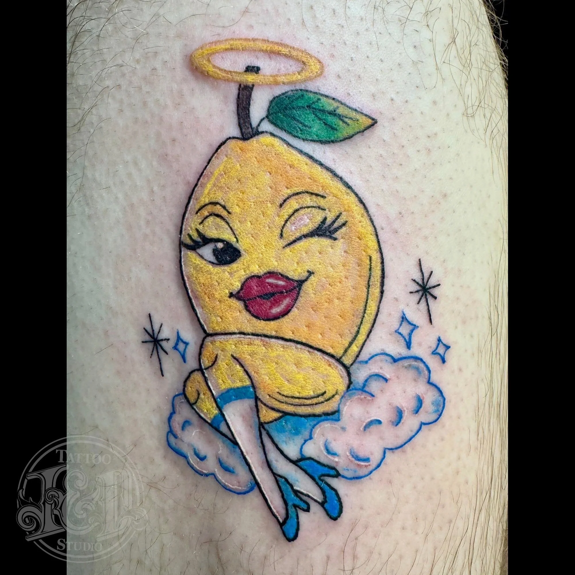 Who knew lemons could be so spicy!? Such little lemon by @jessicawilhelm put some heat in your February and get tattooed by Jess! #lemon #lemontattoo #spicy #spicyfood #valentinesday #inkanddestroy #tattoo