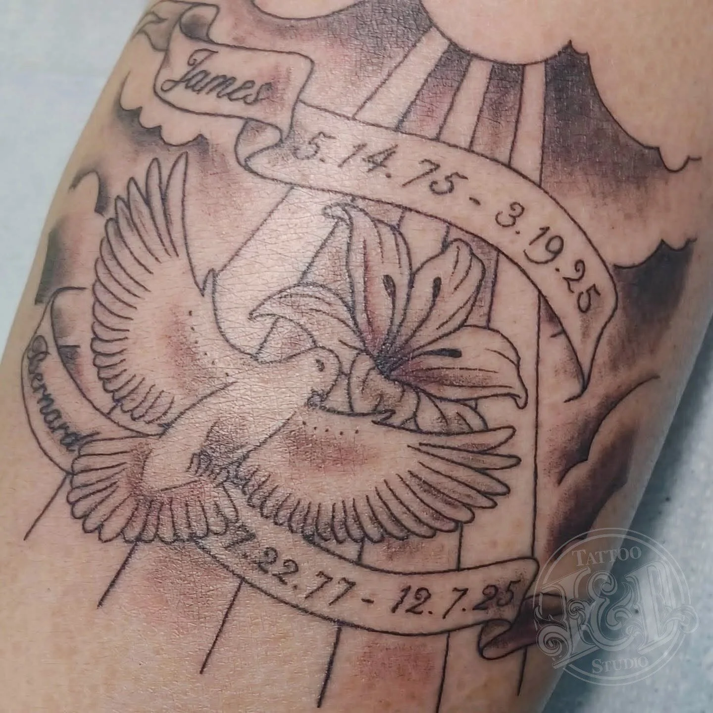 Beautiful memorial piece by @stabinks stop in to get an awesome tattoo by Abi. Your design or hers! #dove #flower #memorial #memorialtattoo #inkanddestroy #tattoo #blackandgray